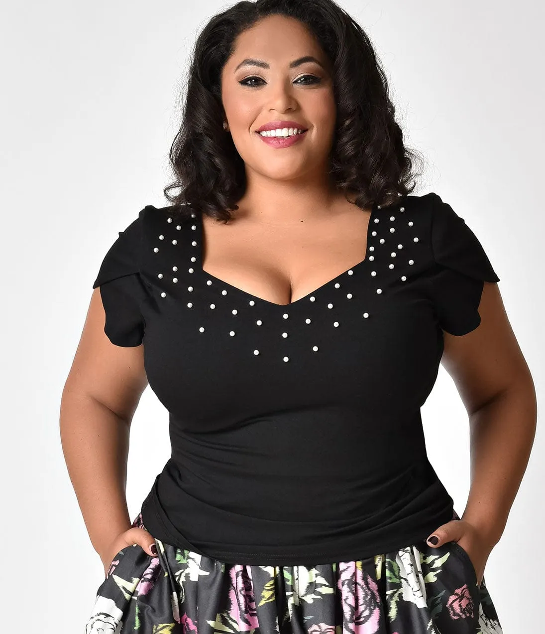 Janie Bryant For Unique Vintage Plus Size Black & Ivory Pearl Nora Short Sleeve Top sold by Unique Vintage product image thumbnail 4