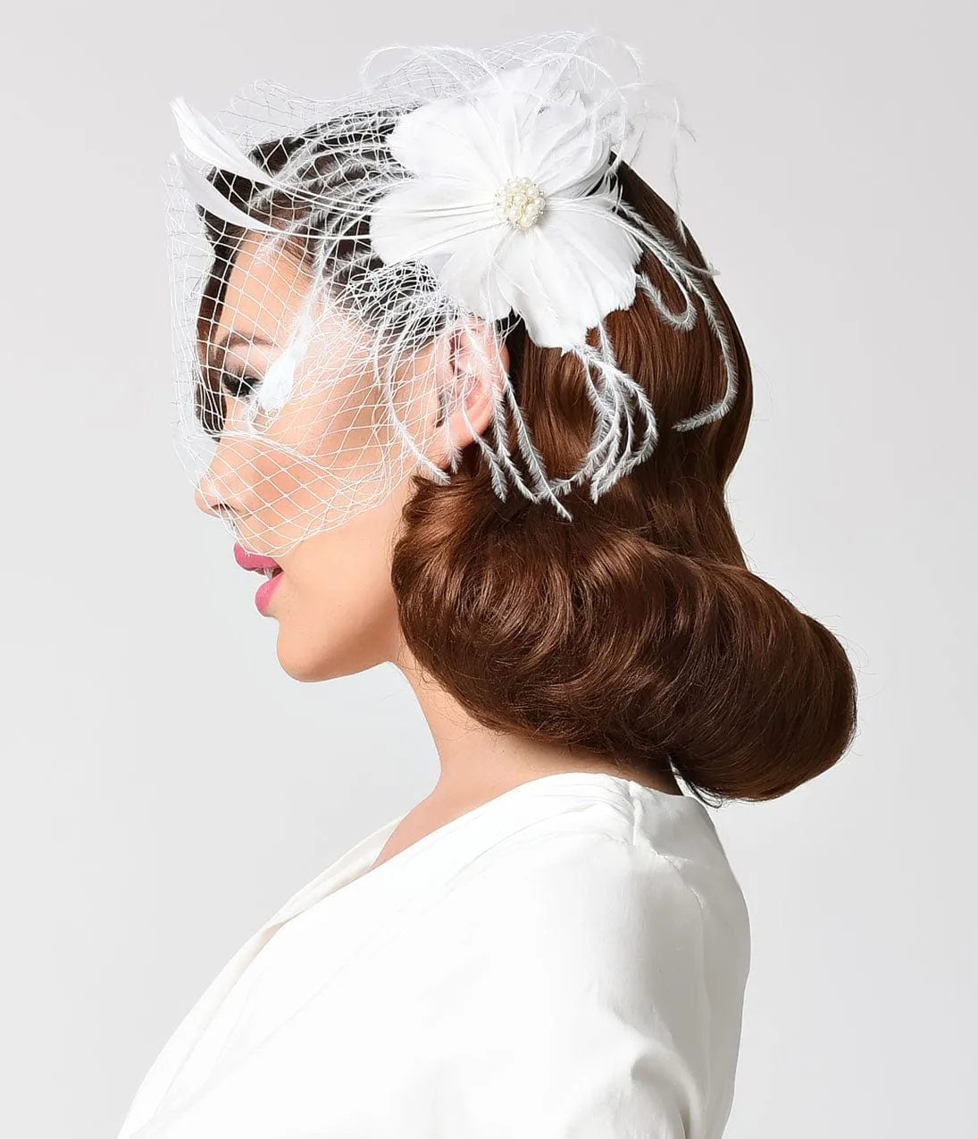 Unique Vintage White Feather Flower & Netted Hair Clip sold by Unique Vintage product image thumbnail 3