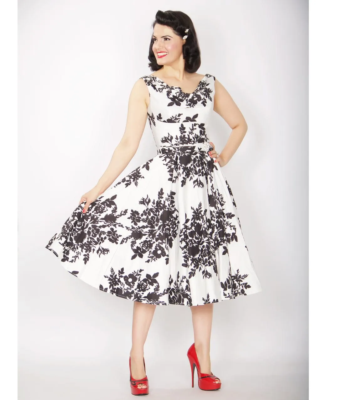 Unique Vintage Black & White Blanc! Noir! Fleur! Scoop Neck Belted Swing Dress sold by Unique Vintage product image thumbnail 2