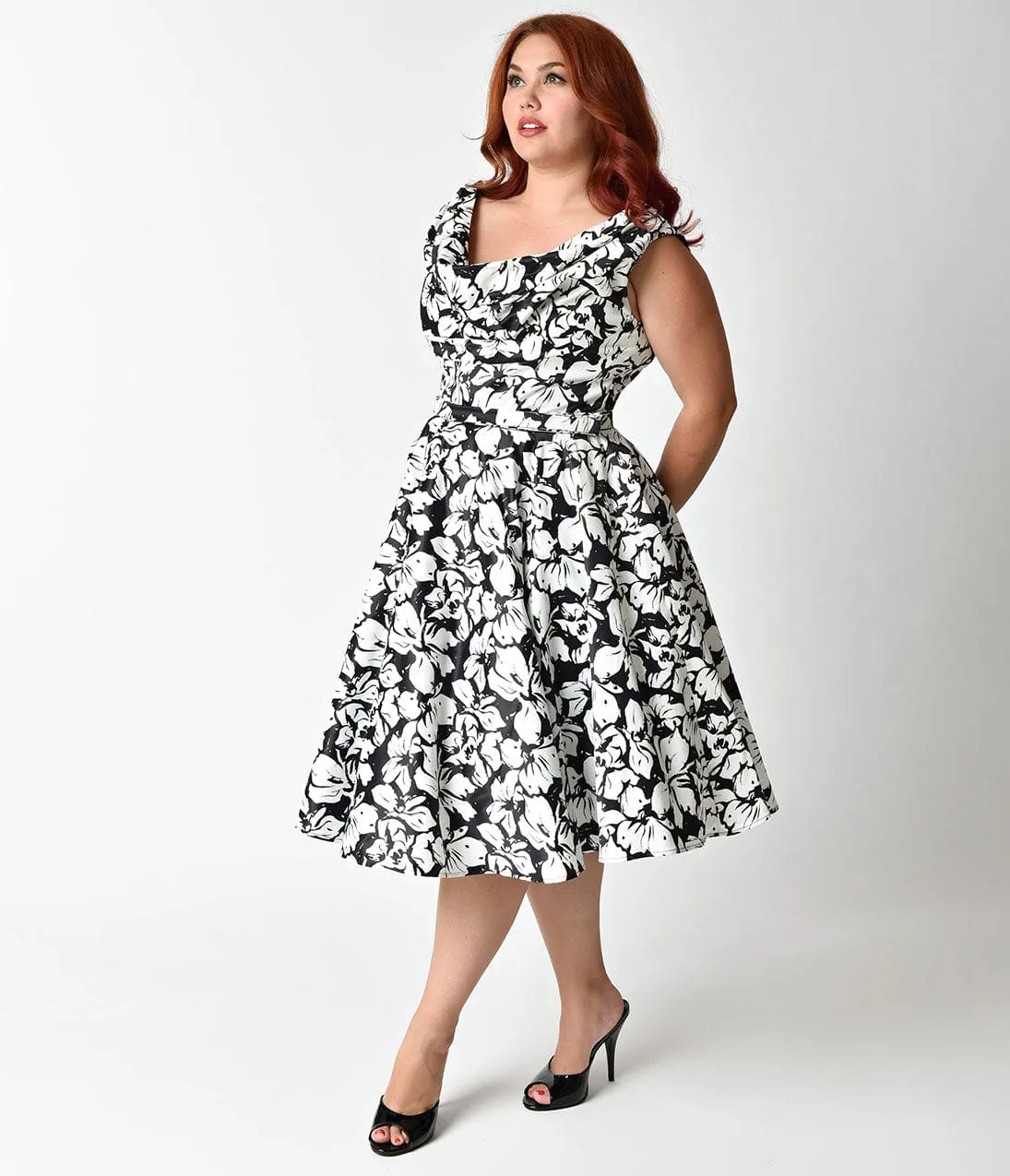 Unique Vintage Plus Size 1950s Style Black & White Floral Blanc Noir Swing Dress sold by Unique Vintage product image thumbnail 3