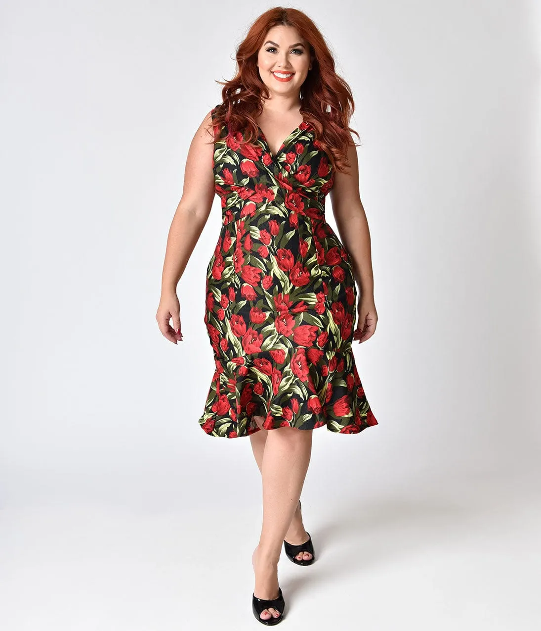 Unique Vintage Plus Size 1950s Style Black & Red Floral Sleeveless Gloria Wiggle Dress sold by Unique Vintage product image thumbnail 4