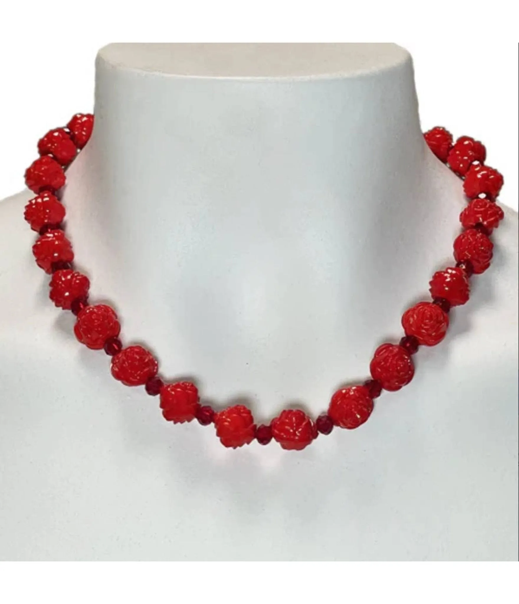 Red Roses Beaded Necklace sold by Unique Vintage