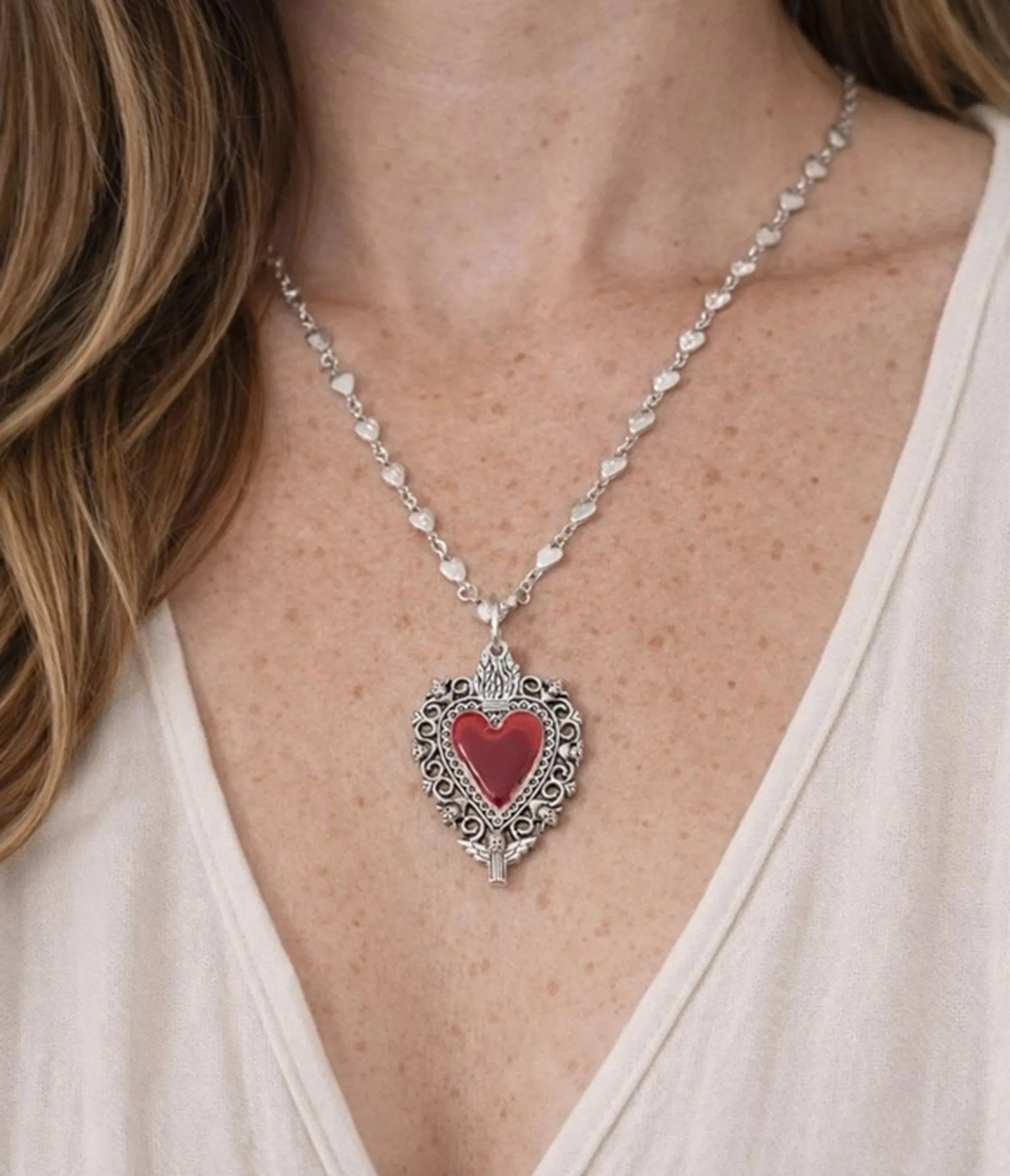 Silver Tone Gothic Heart Necklace sold by Unique Vintage product image thumbnail 2