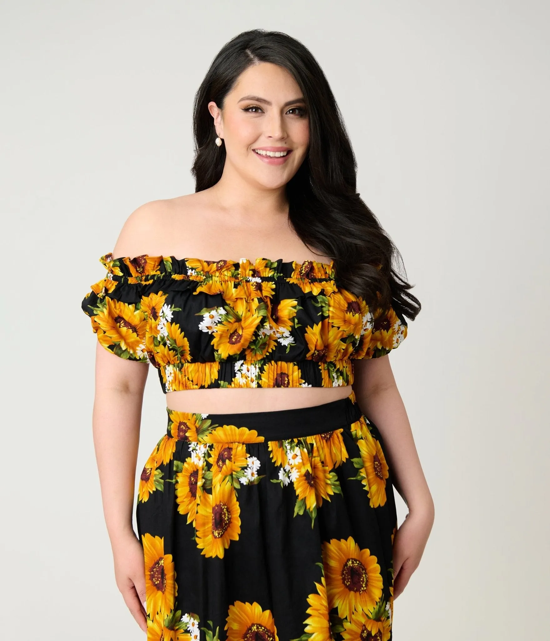 Unique Vintage Plus Size Black Sunflower Ruffle Up Crop Top sold by Unique Vintage product image thumbnail 3