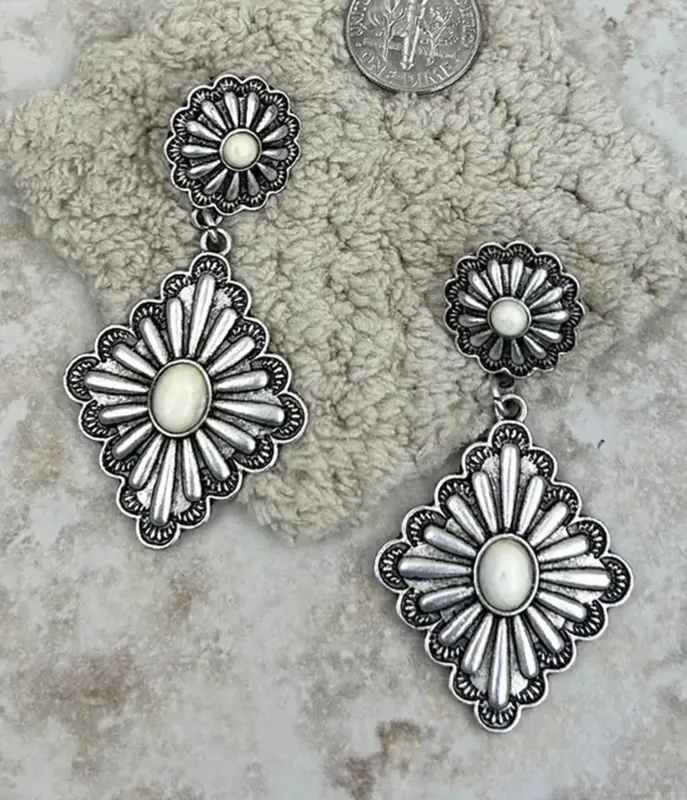 Silver Tone White Stone Concho Dangle Earrings made by Unique Vintage