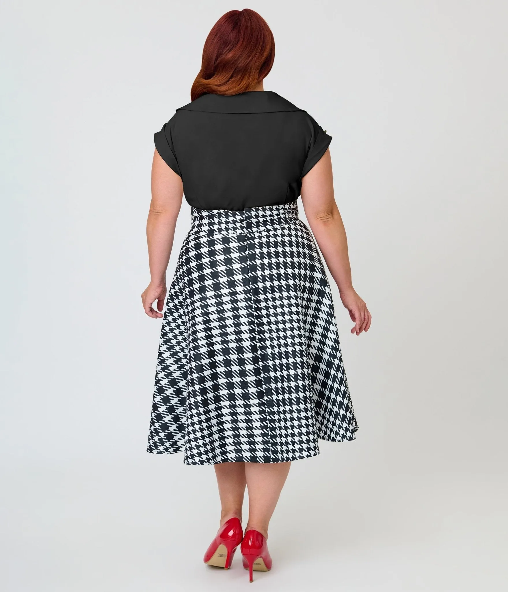 Unique Vintage Plus Size Black & White Houndstooth Vivian Swing Skirt sold by Unique Vintage product image thumbnail 3