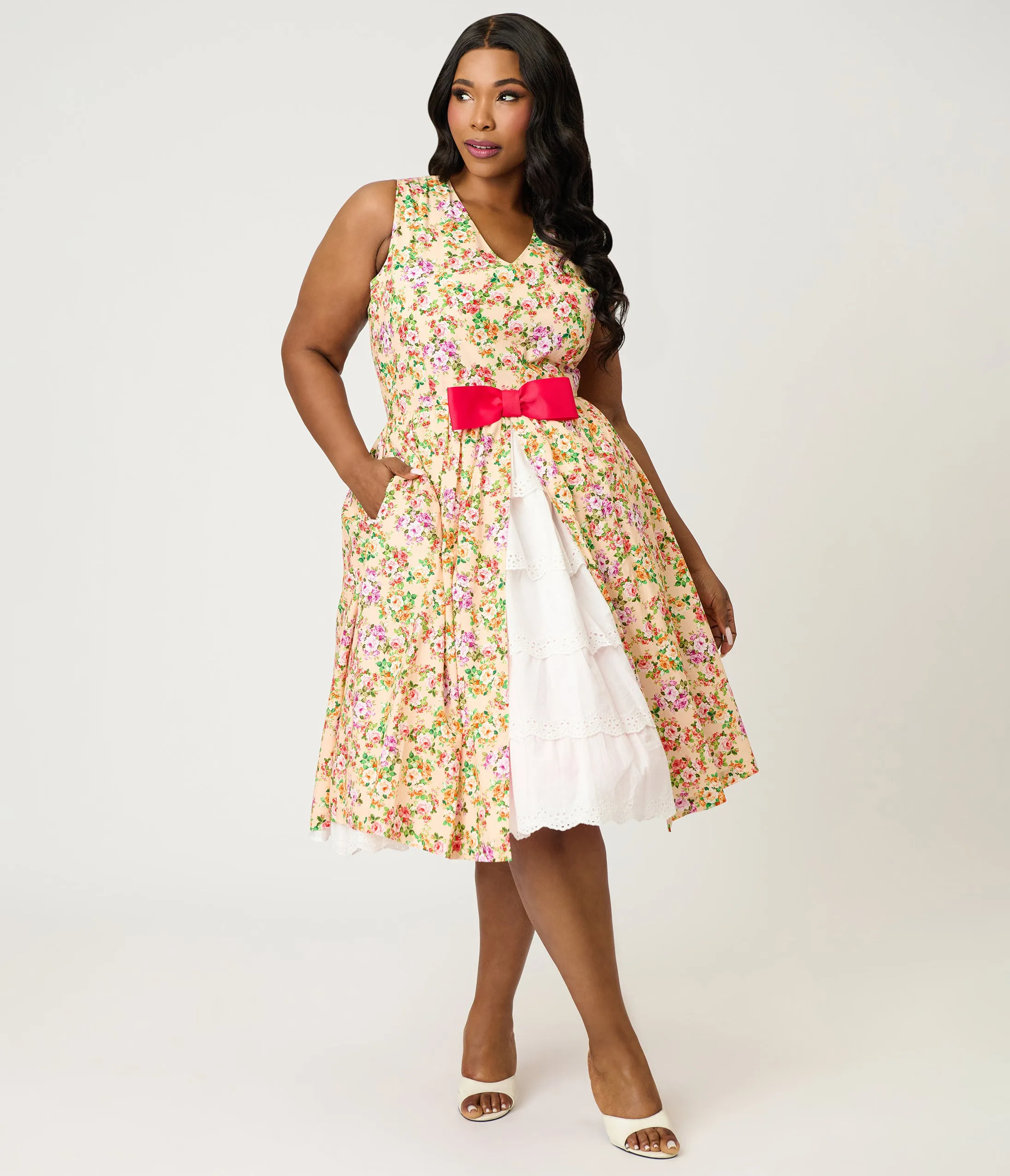 Unique Vintage Plus Size Beige Floral Print Garden Party Swing Dress sold by Unique Vintage product image thumbnail 3
