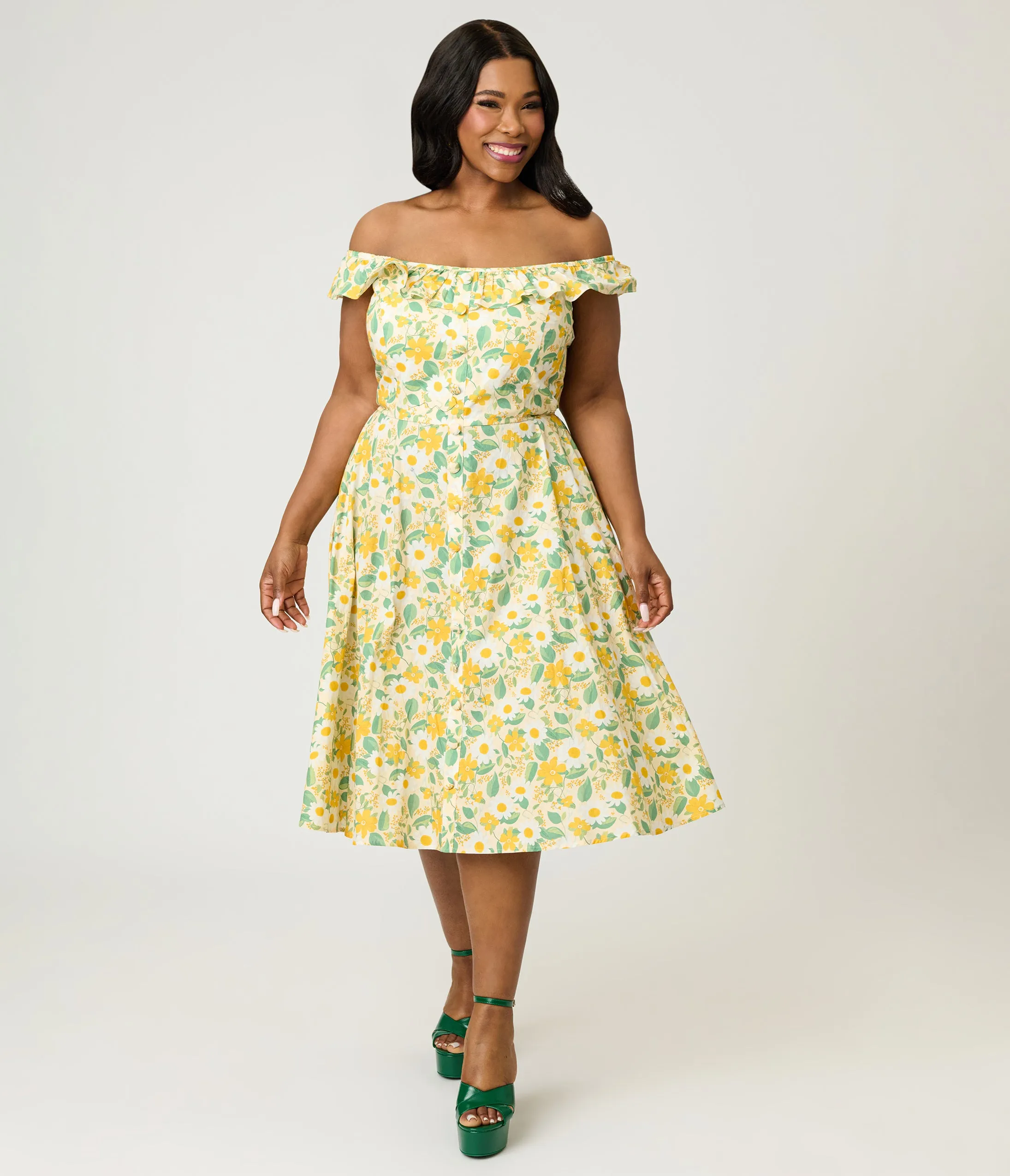Magnolia Place Plus Size Yellow Floral Cotton Barbara Swing Dress sold by Unique Vintage product image thumbnail 4