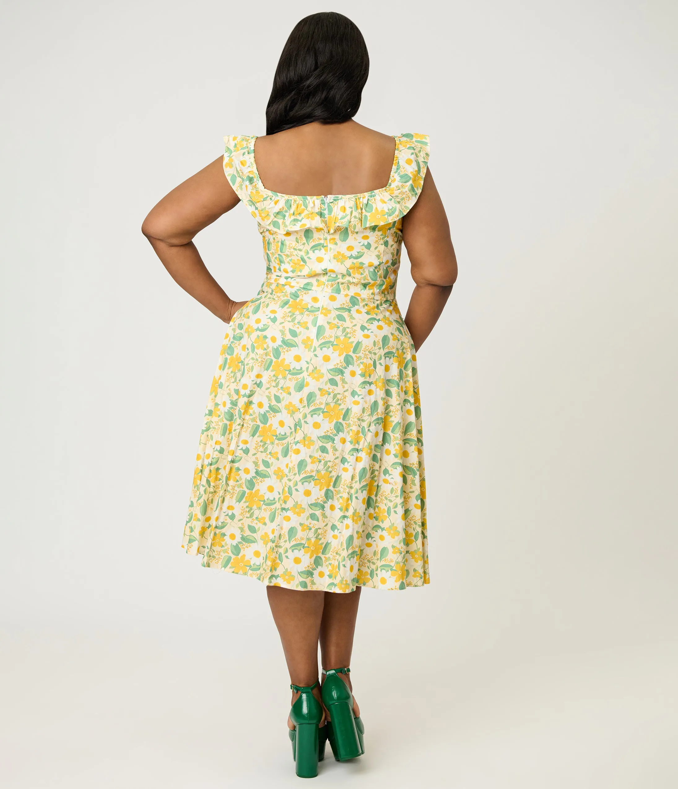 Magnolia Place Plus Size Yellow Floral Cotton Barbara Swing Dress sold by Unique Vintage product image thumbnail 2