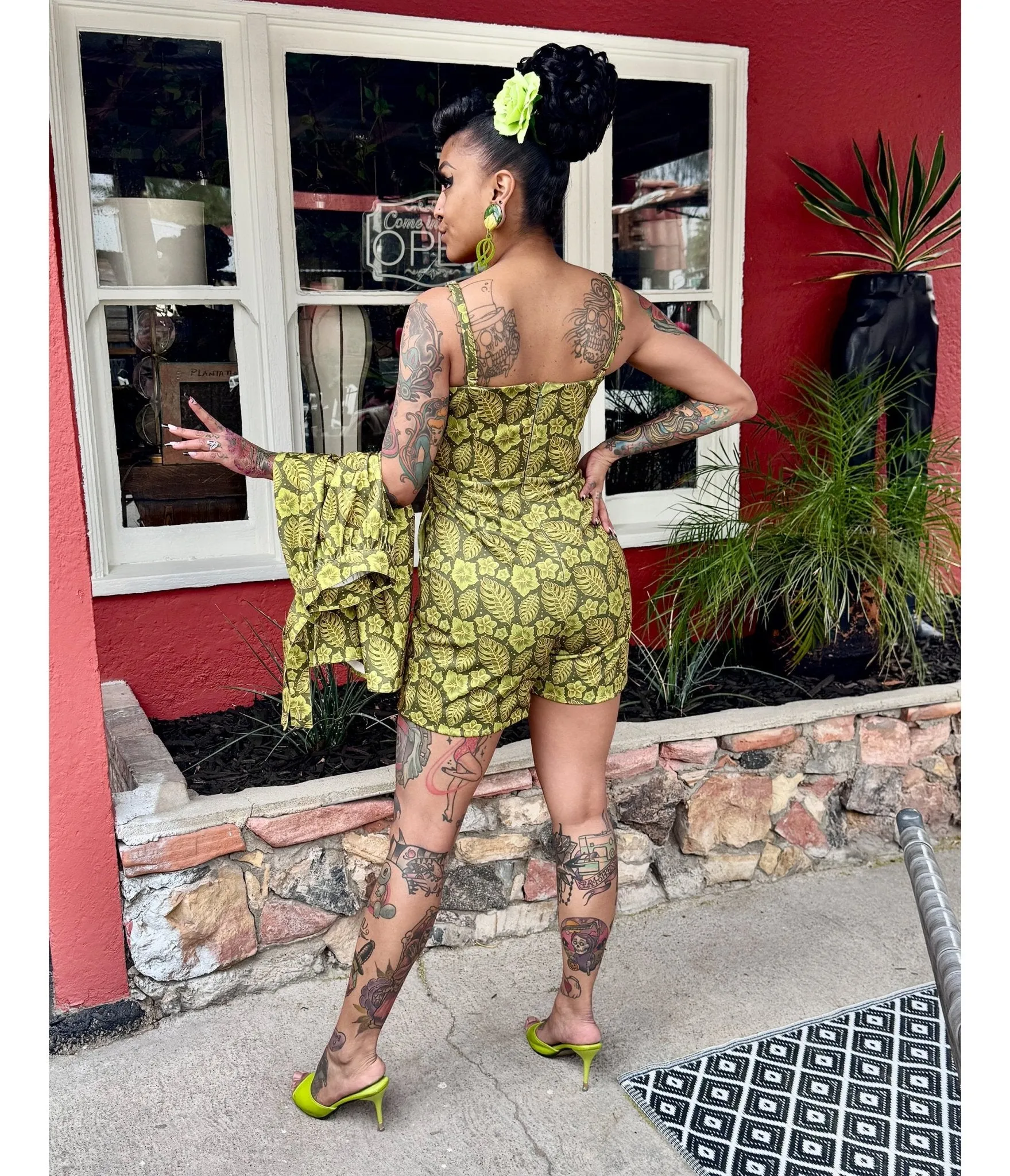 Rockin Bettie Lime Green Tiki Romper sold by Unique Vintage product image thumbnail 4