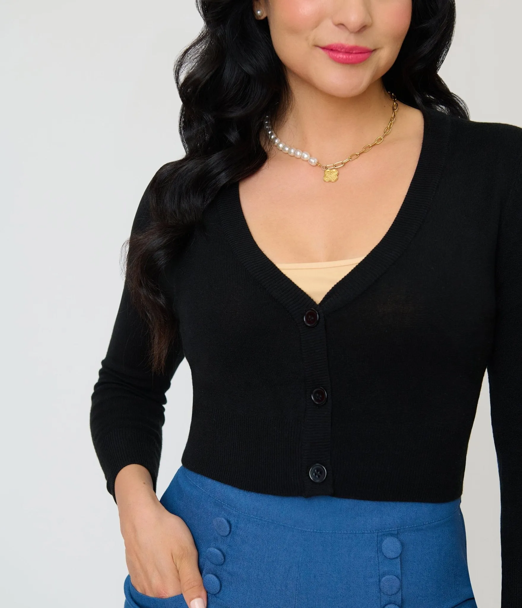 Black Three Quarter Sleeve Crop Cardigan sold by Unique Vintage product image thumbnail 3
