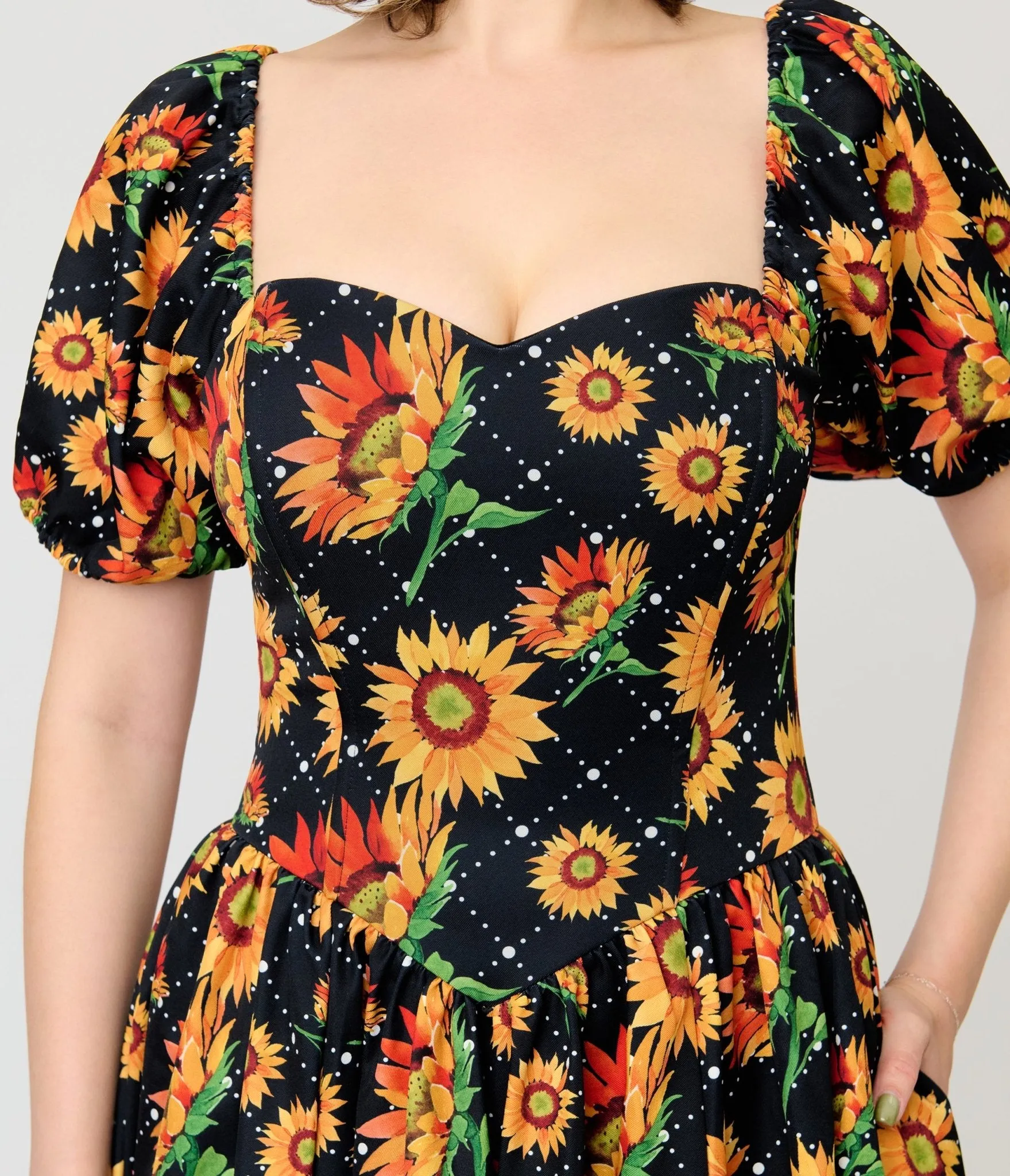 Smak Parlour Black & Sunflower Sweetheart Swing Dress sold by Unique Vintage product image thumbnail 5
