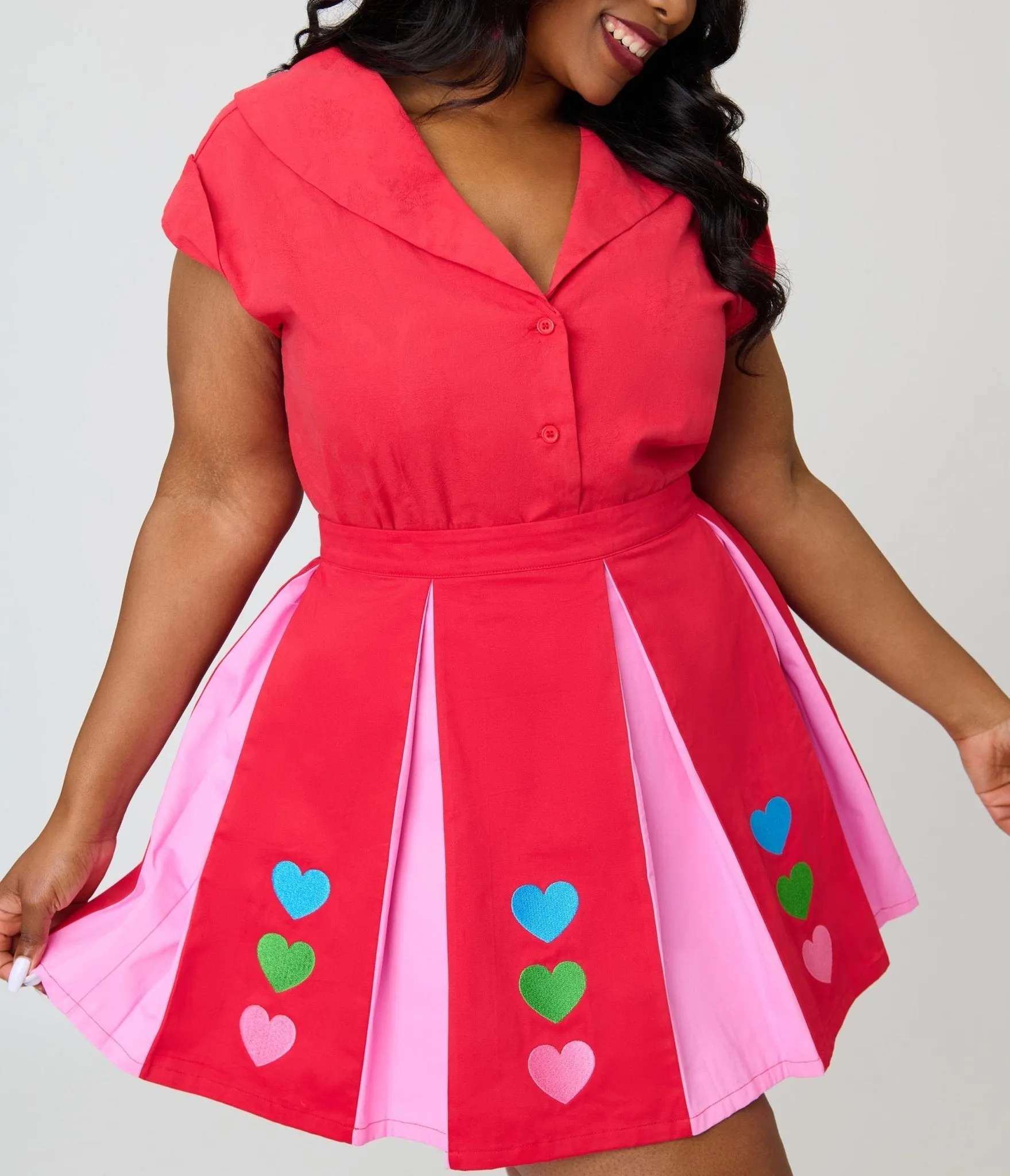 Smak Parlour Plus Size Red & Pink Rainbow Heart Pleated Mini Skirt sold by Unique Vintage product image thumbnail 4