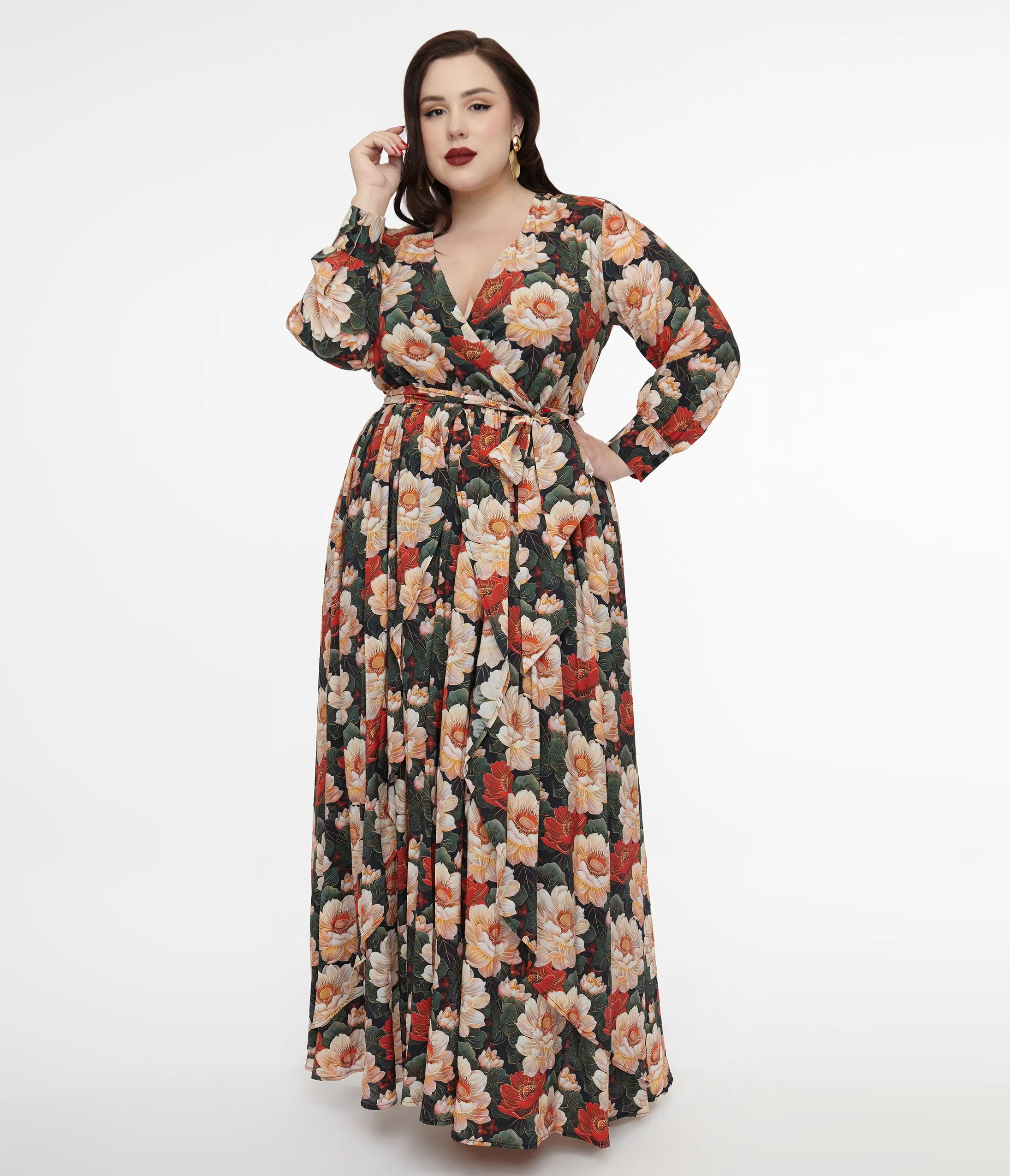 Unique Vintage Plus Size 1970s White & Red Floral Farrah Maxi Dress sold by Unique Vintage product image thumbnail 3