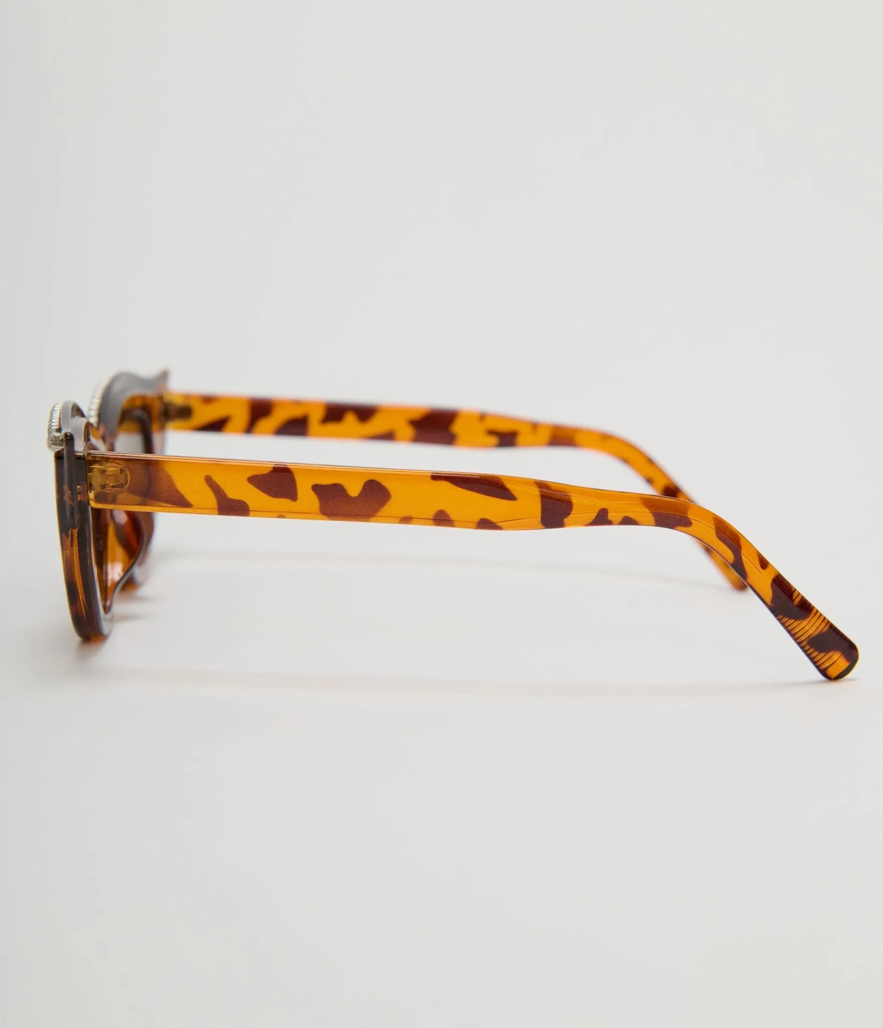 Unique Vintage Tortoise Rhinestone Cat Eye Sunglasses sold by Unique Vintage product image thumbnail 3