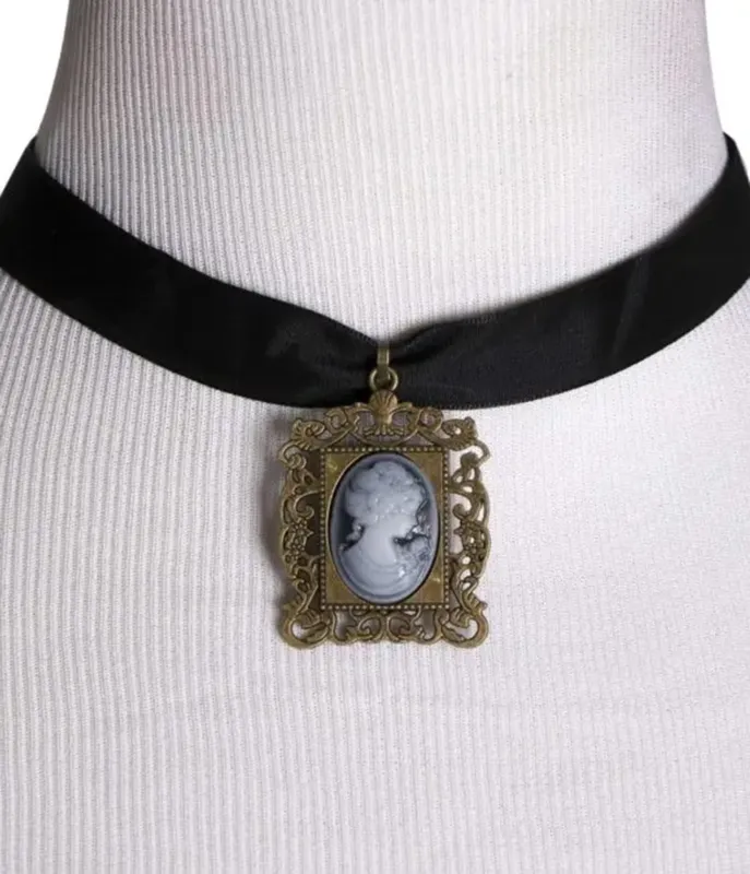 Black & Gold Framed Cameo Choker made by Unique Vintage