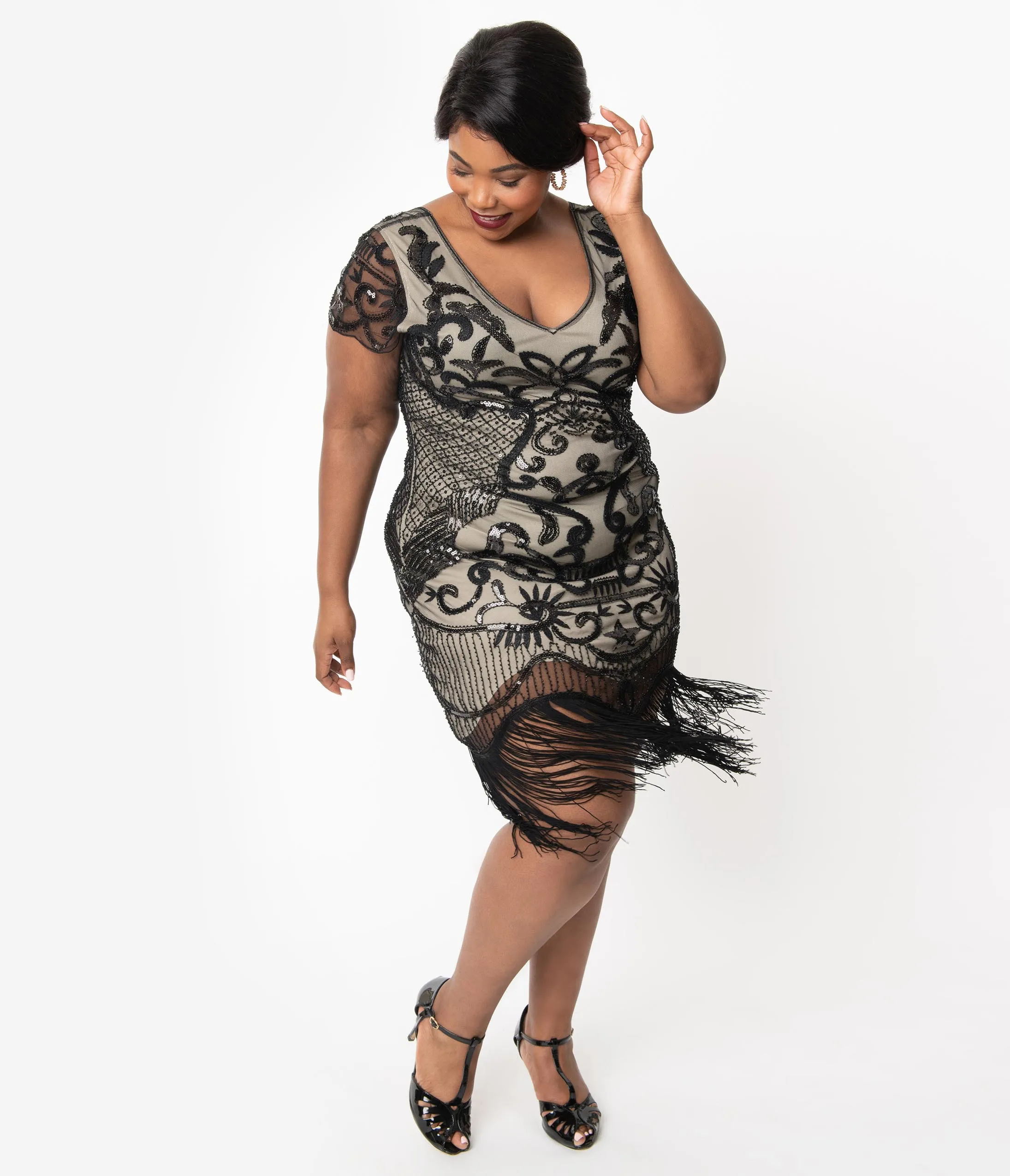 Unique Vintage Plus Size 1920s Beige & Black Beaded Aurore Flapper Dress sold by Unique Vintage product image thumbnail 4