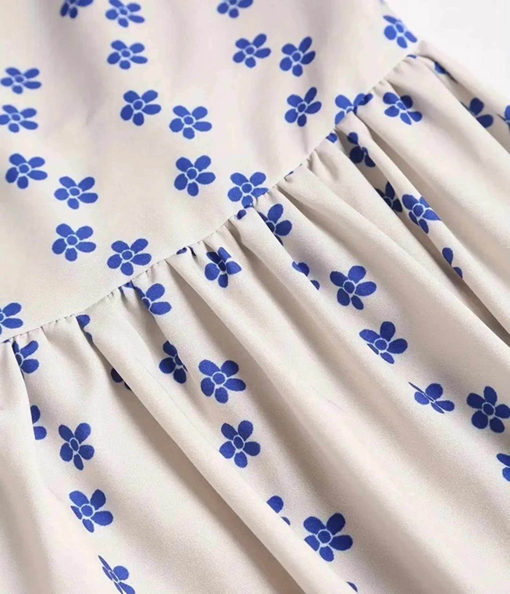 Ivory Sardine Print Spaghetti Strap Midi Dress sold by Unique Vintage product image thumbnail 4