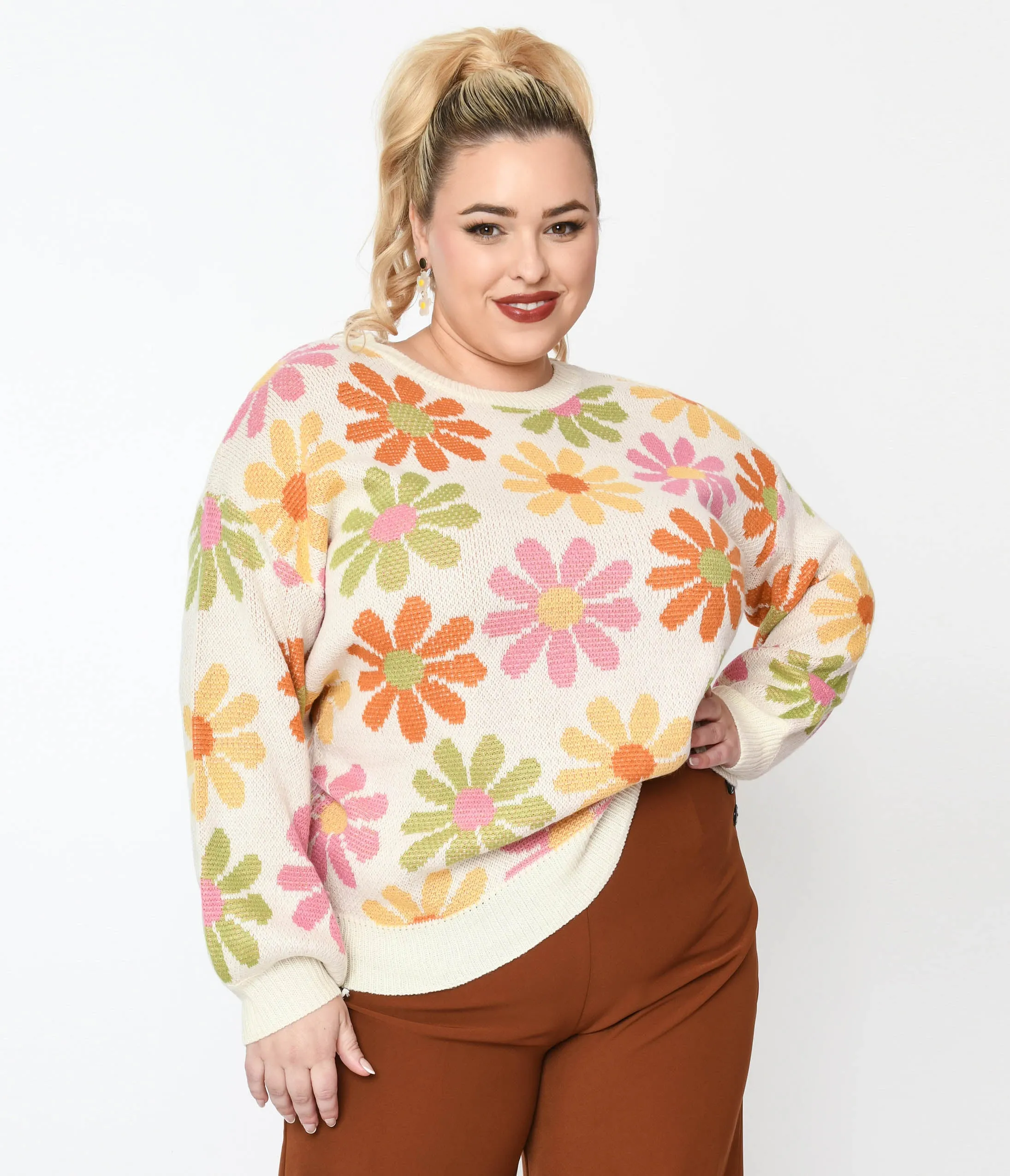 1970s Cream & Multicolor Retro Daisy Pullover Knit Sweater sold by Unique Vintage