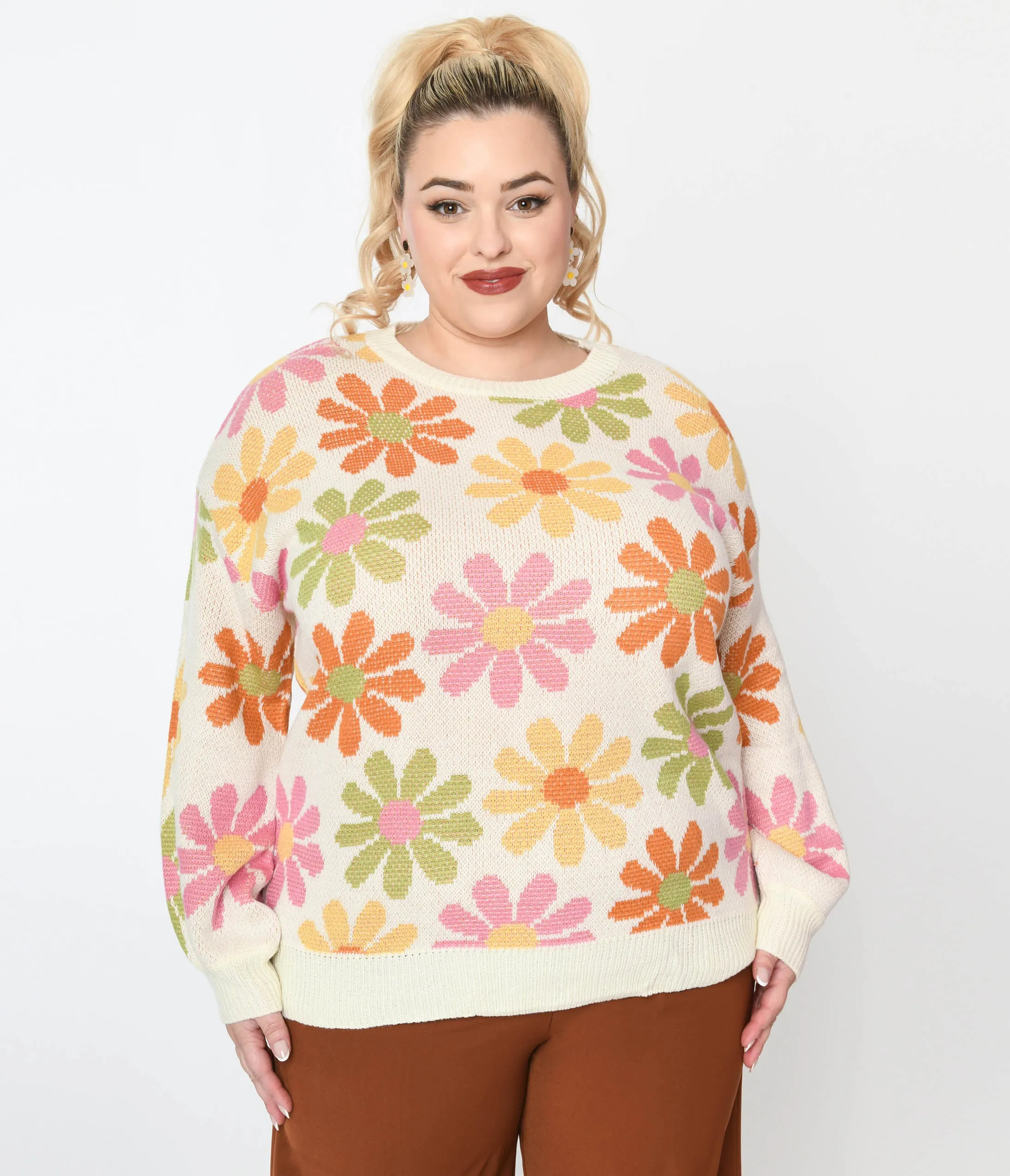 1970s Cream & Multicolor Retro Daisy Pullover Knit Sweater sold by Unique Vintage product image thumbnail 2