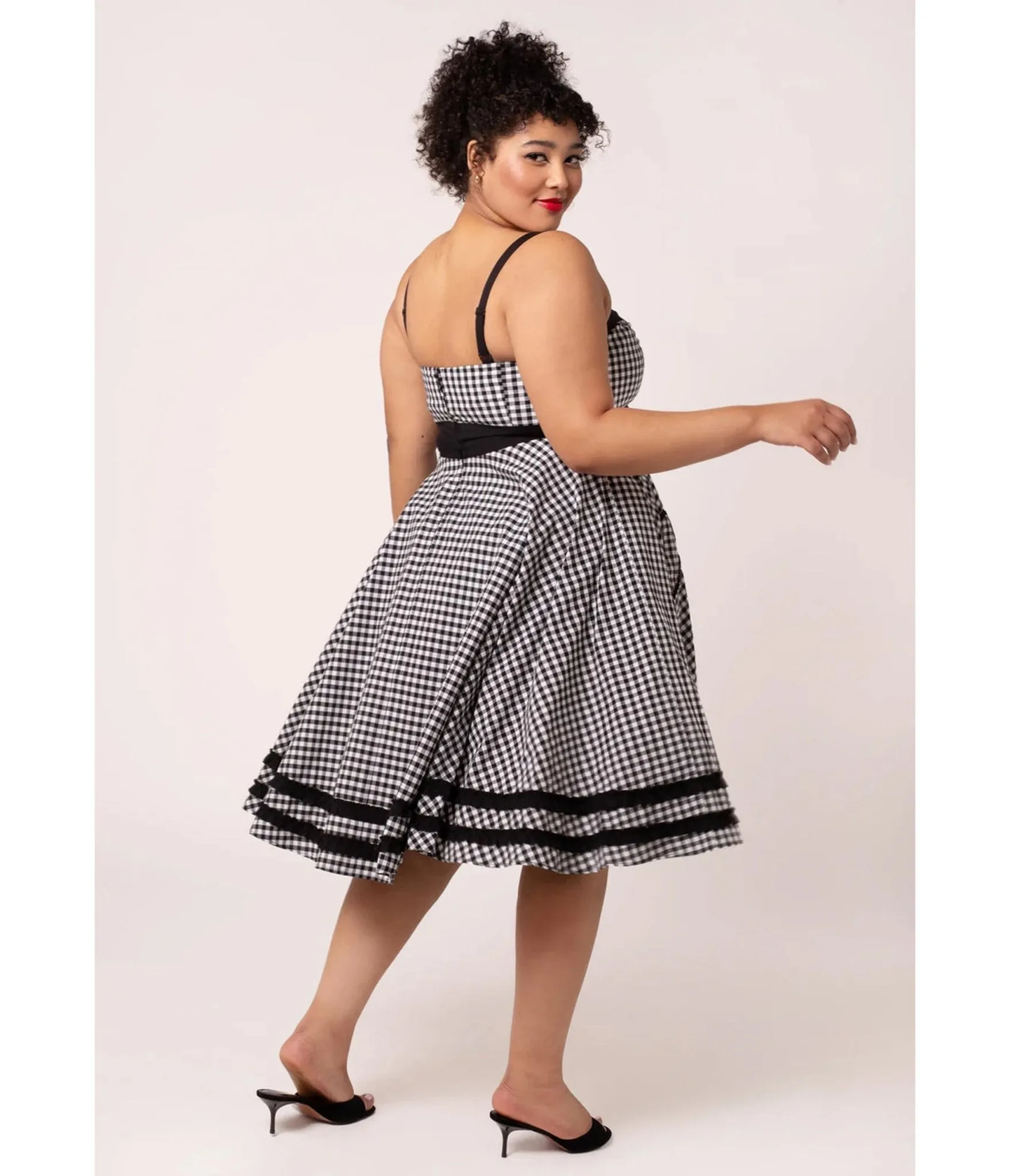 Hell Bunny Plus Size Black Gingham Heart Pocket Swing Dress sold by Unique Vintage product image thumbnail 2