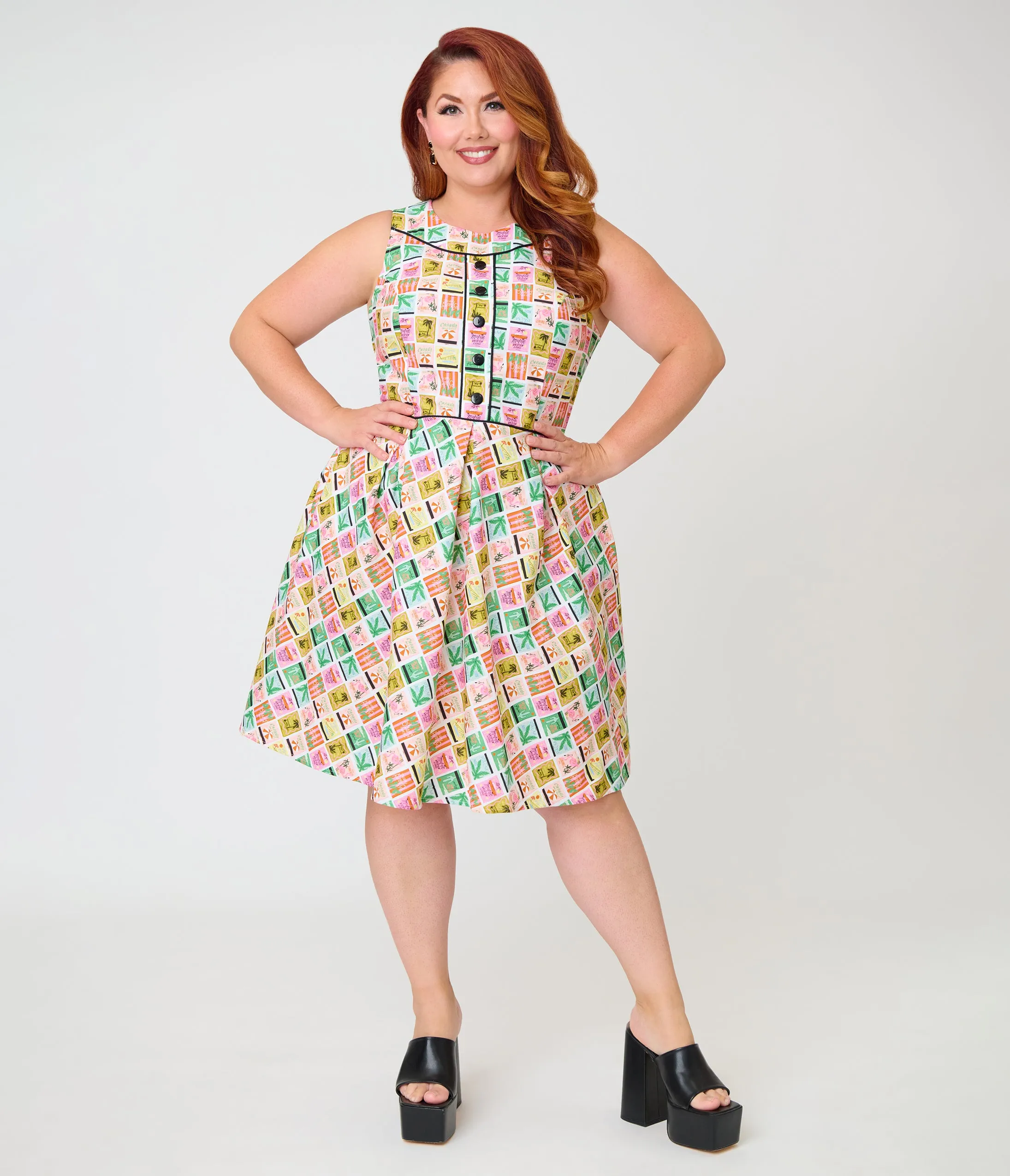 Retrolicious Plus Size Tropical Print Elizabeth Dress sold by Unique Vintage product image thumbnail 3