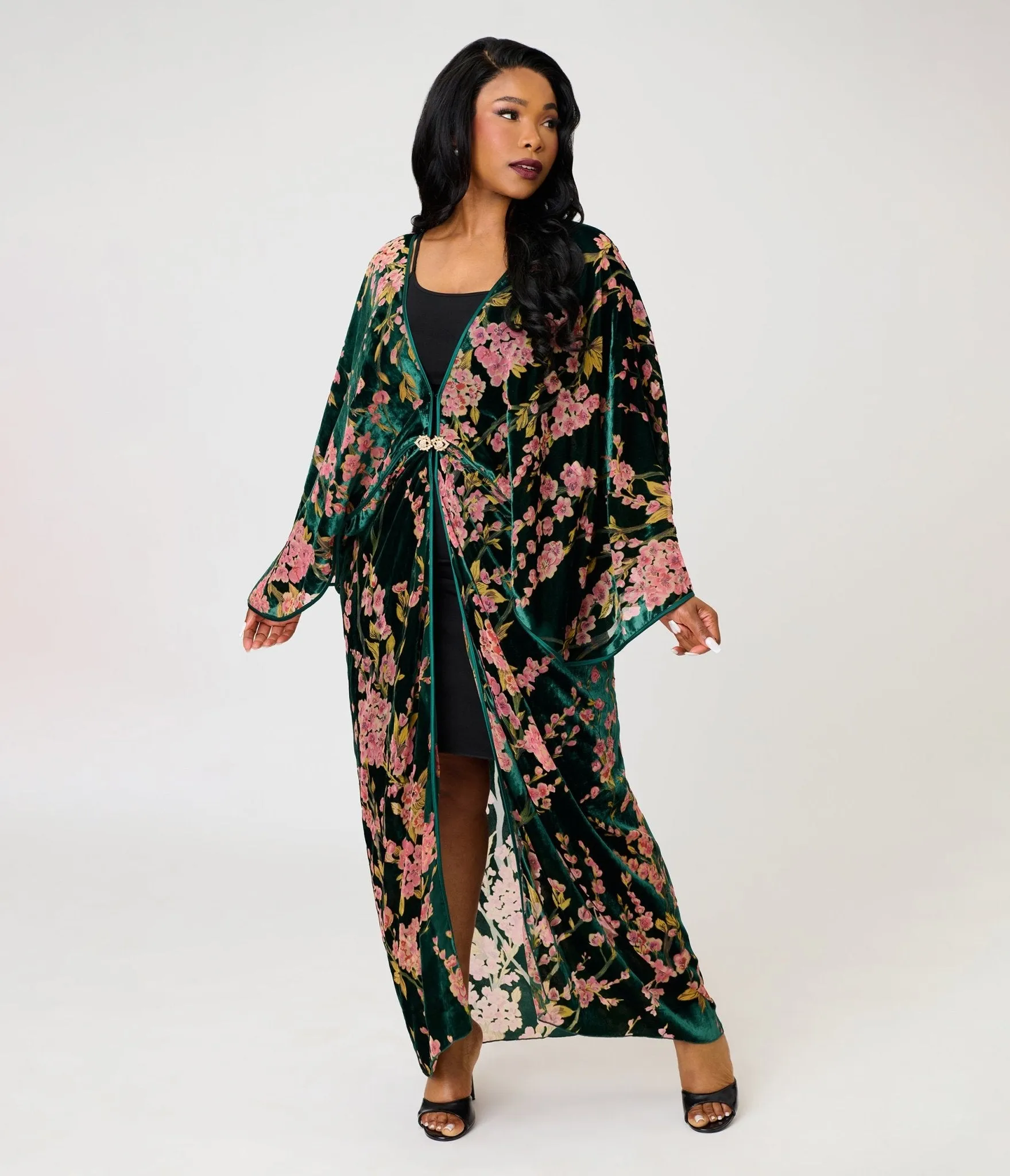 Unique Vintage Green Floral Embossed Velvet Long Kimono sold by Unique Vintage product image thumbnail 3