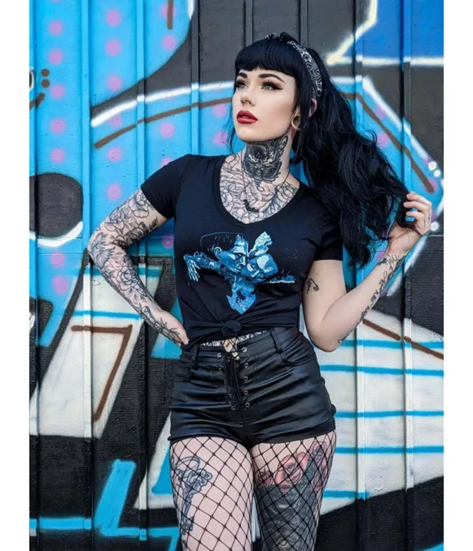 Black Undying Love Graphic Cotton V-Neck Tee made by Unique Vintage