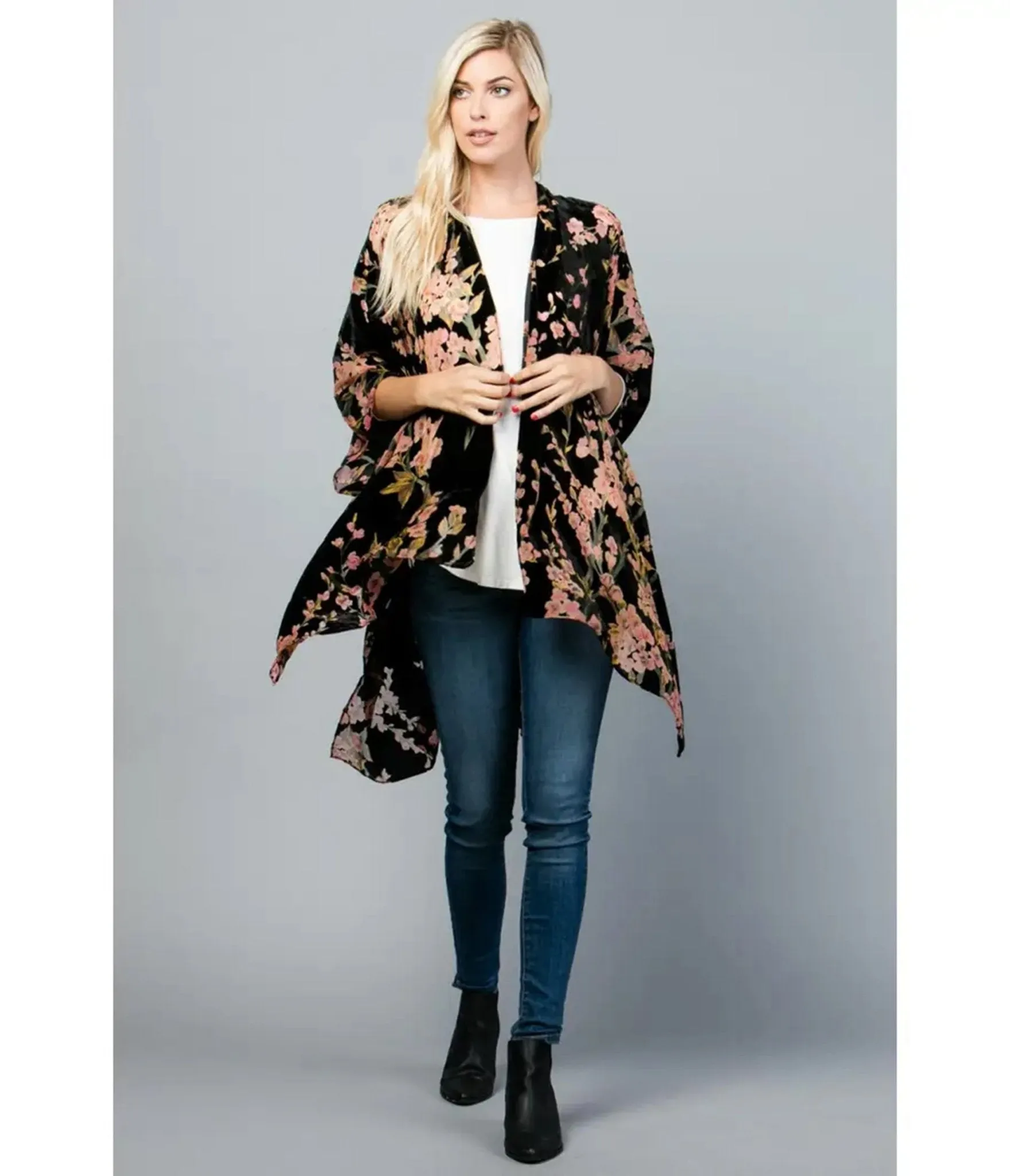 Black Floral Print Velvet Kimono sold by Unique Vintage product image thumbnail 5
