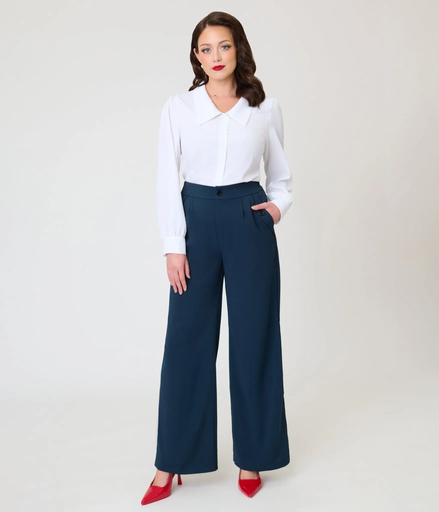 White Gingham 1940s Collared Blouse sold by Unique Vintage product image thumbnail 4