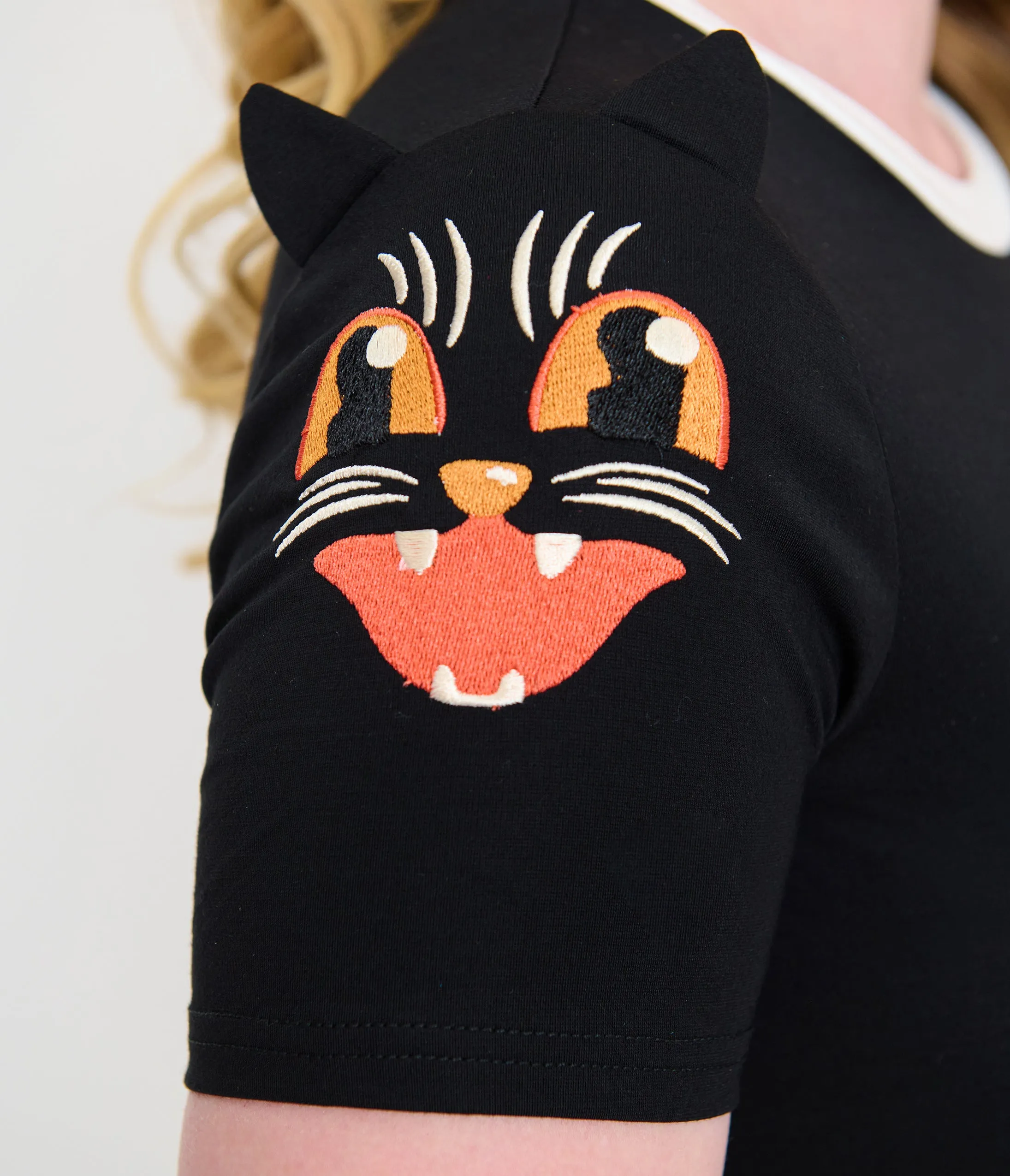 Unique Vintage Black Cat Detail Back to Basics Top sold by Unique Vintage product image thumbnail 5
