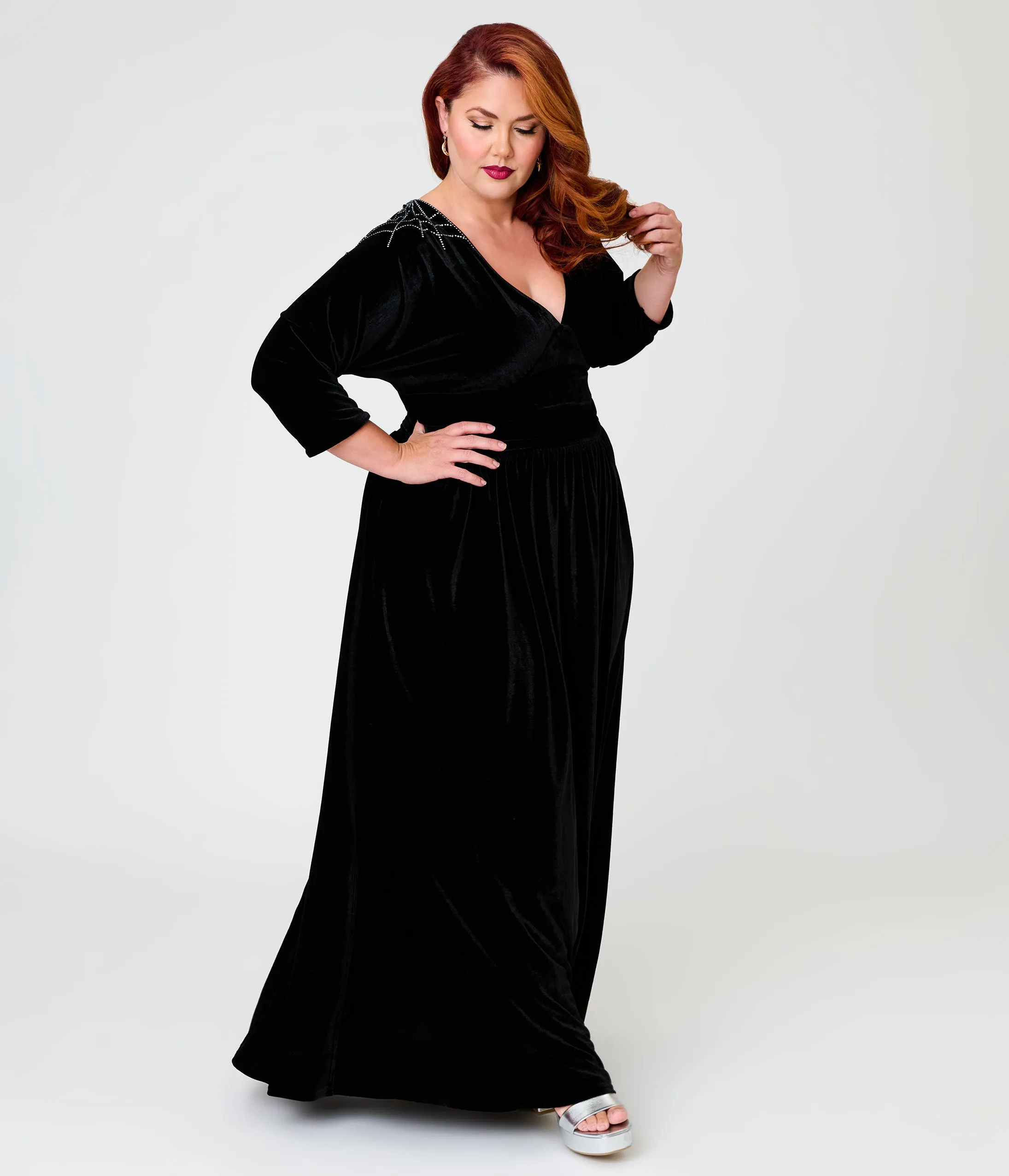 Unique Vintage Plus Size Black Velvet & Rhinestone Batwing Norma Maxi Dress sold by Unique Vintage product image thumbnail 4