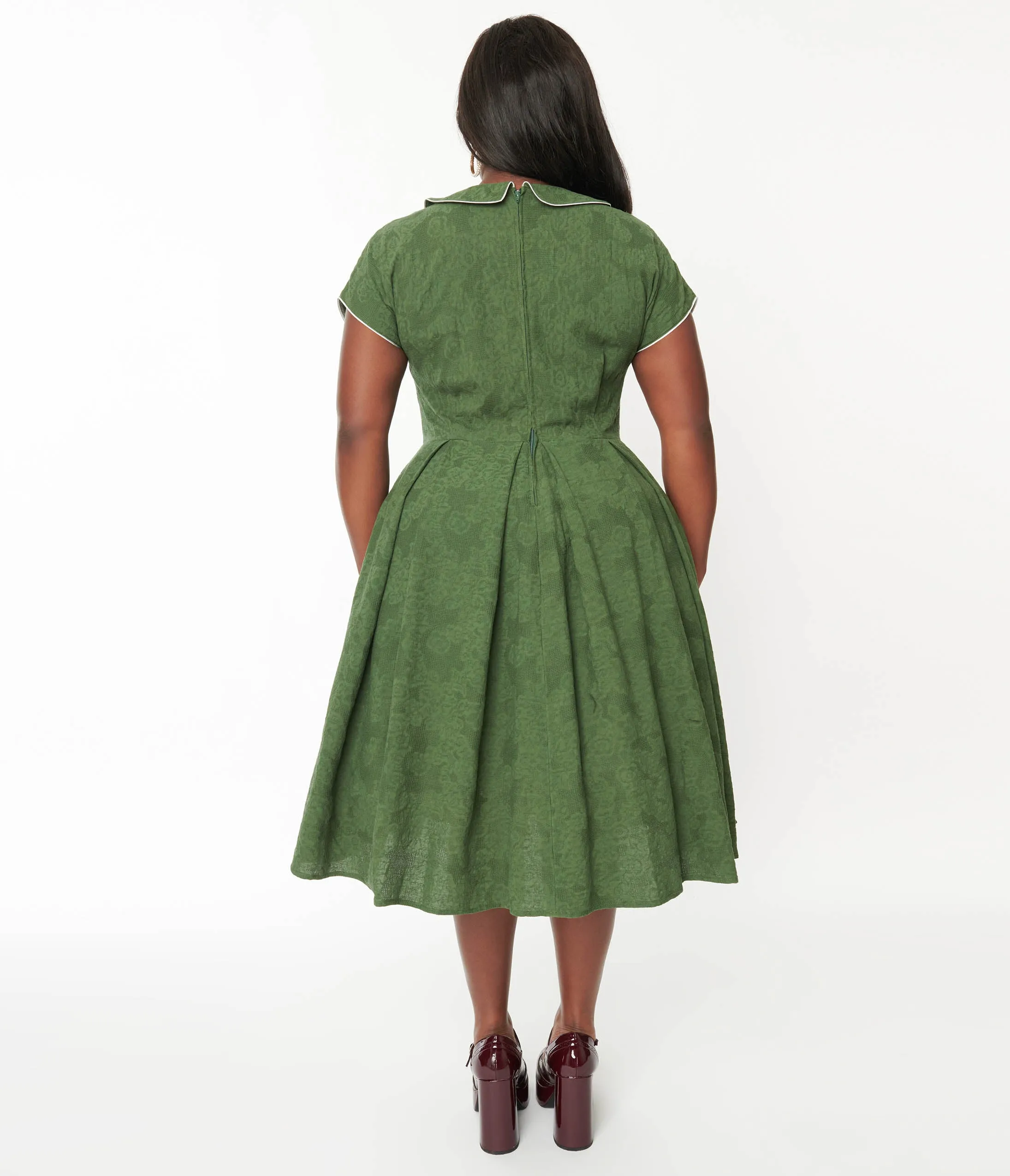 Unique Vintage Plus Size Green & Ivory Black Dot Swing Dress sold by Unique Vintage product image thumbnail 3