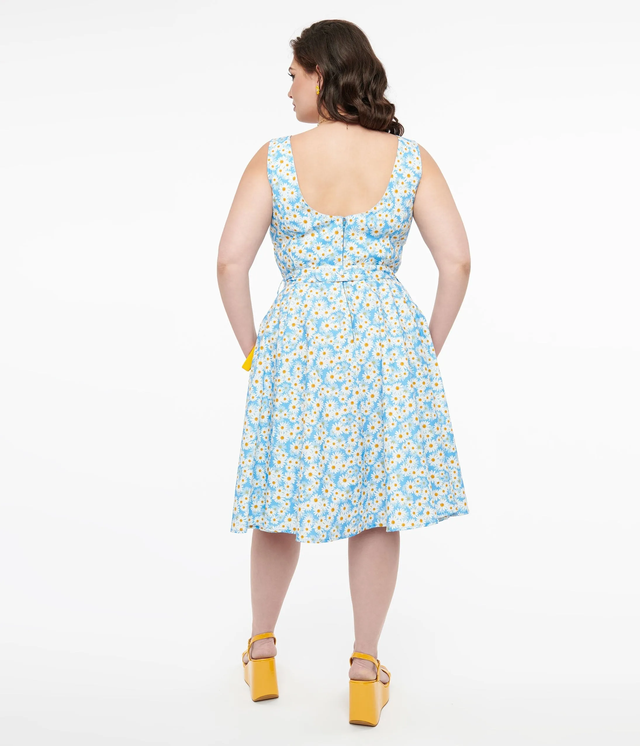 Plus Size 1950s Blue & Daisy Print Cotton Selda Swing Dress sold by Unique Vintage product image thumbnail 3