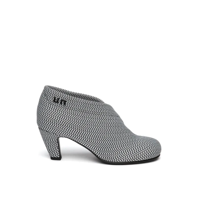 Fold Mid sold by United Nude