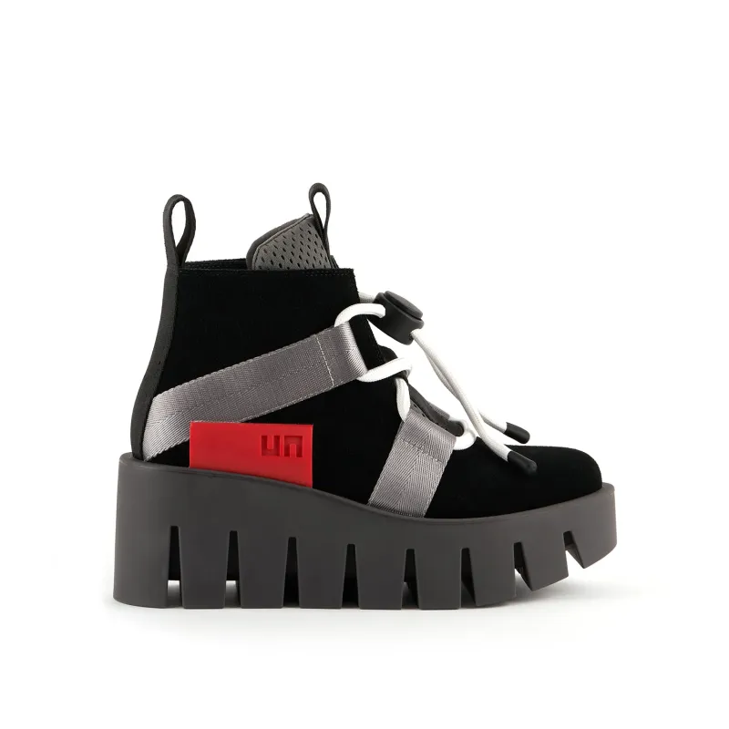 Grip Nomad Lo made by United Nude