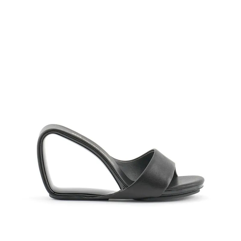 Mobius Hi sold by United Nude