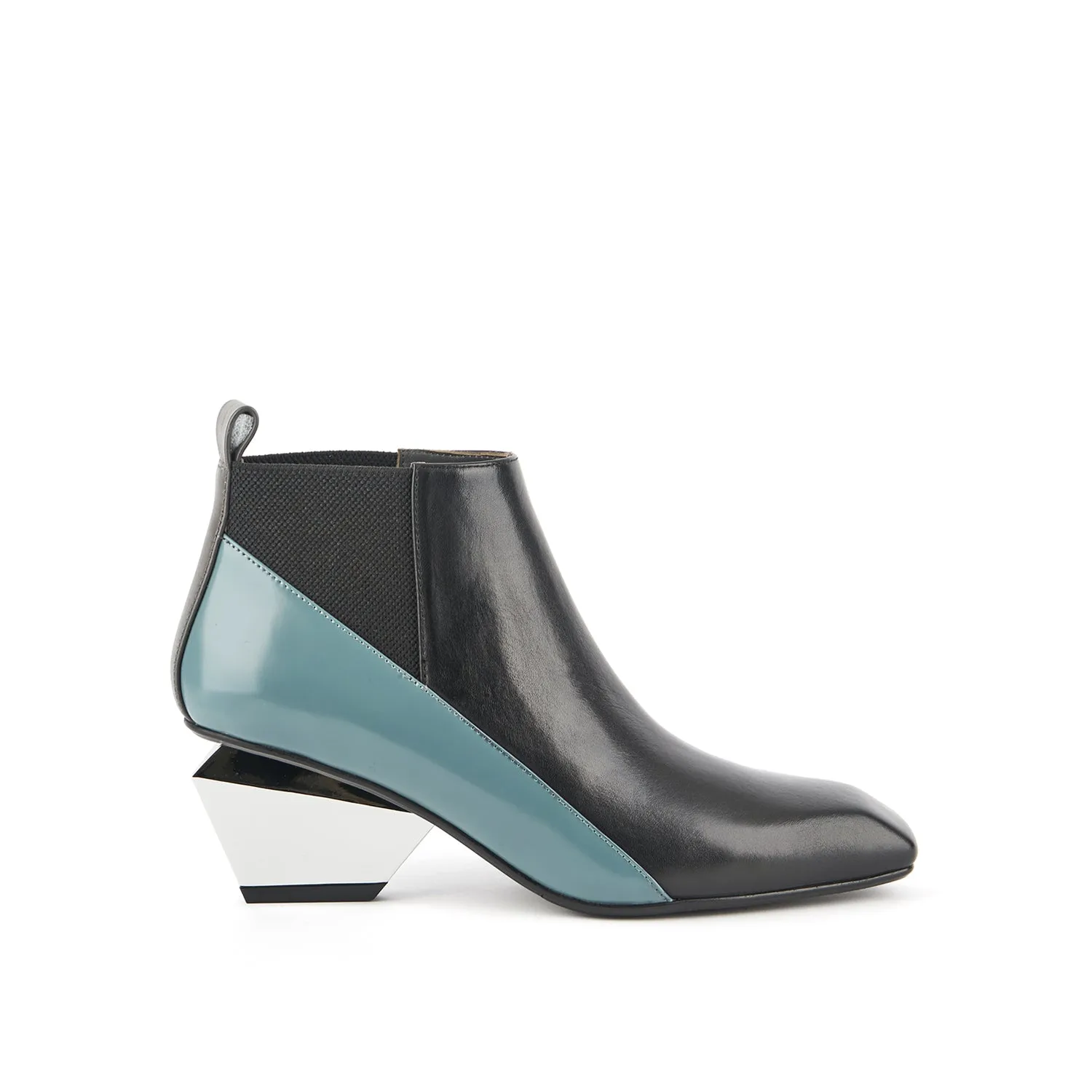 Jacky X sold by United Nude