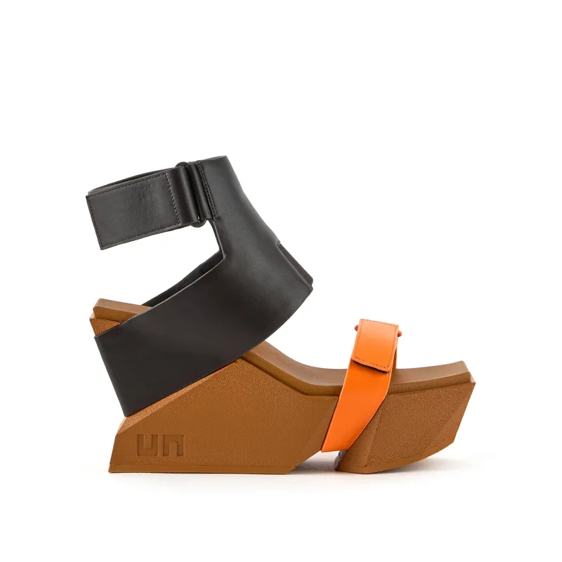 Brutt A made by United Nude