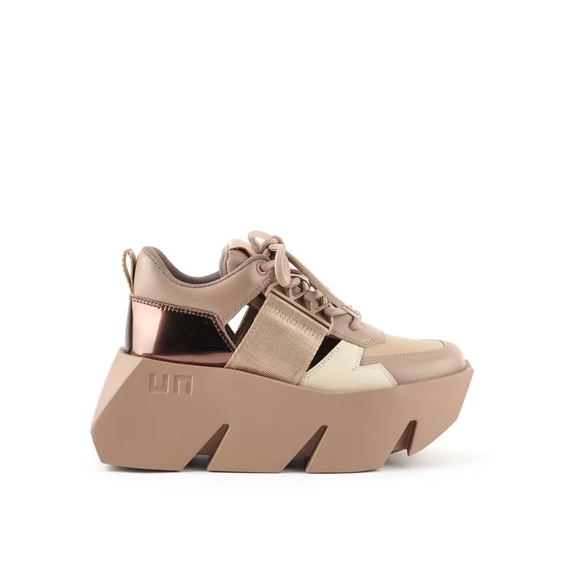 Bull Sporty sold by United Nude