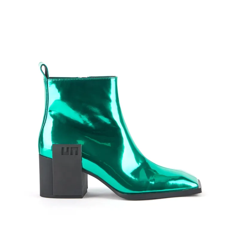 Jimmy Mid II made by United Nude