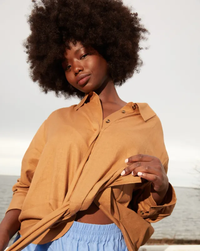 Dawn Linen Hi Low Tunic - Boardwalk Brown sold by Universal Standard