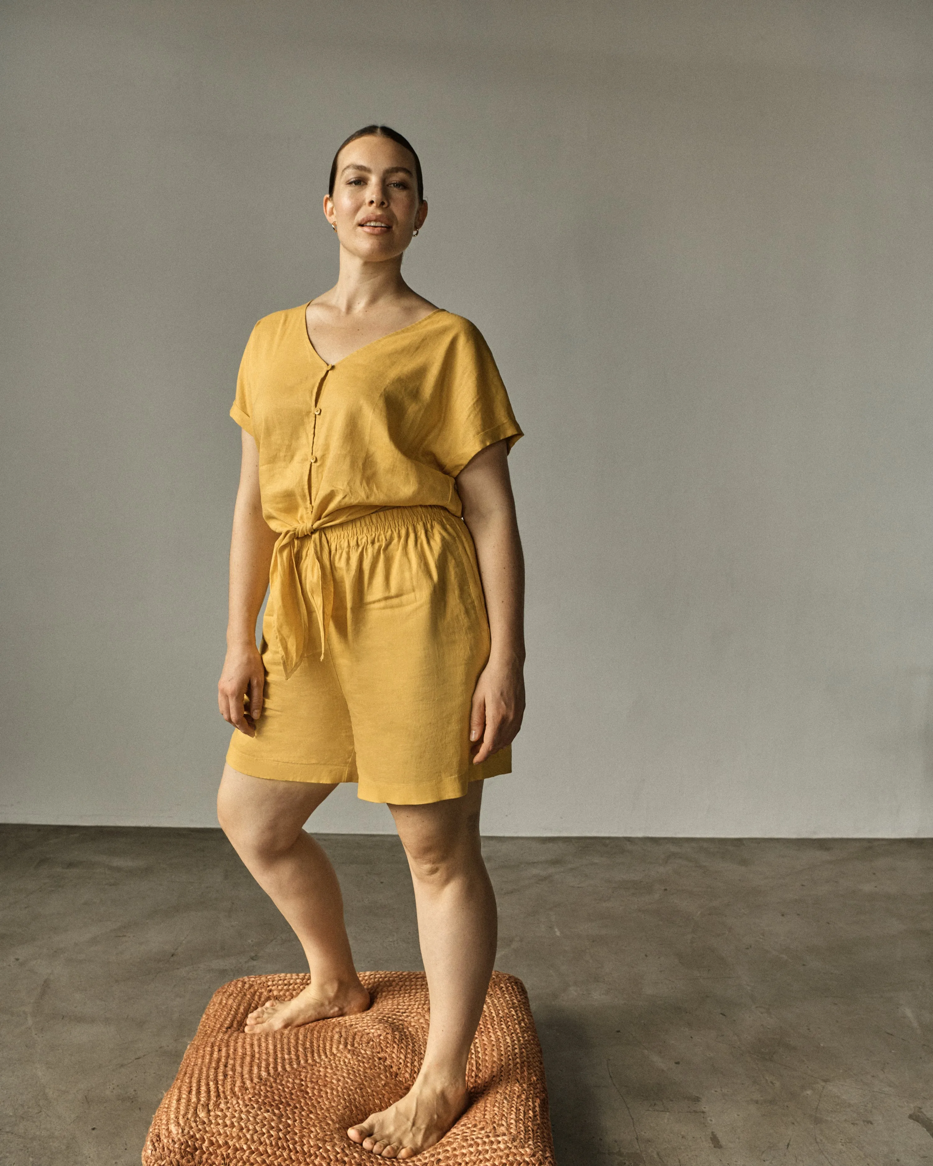 Juniper Linen Easy Pull-On Shorts - Golden Hour sold by Universal Standard product image thumbnail 2