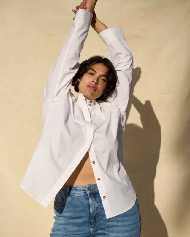 Elbe Stretch Poplin Shirt Classic Fit - White sold by Universal Standard