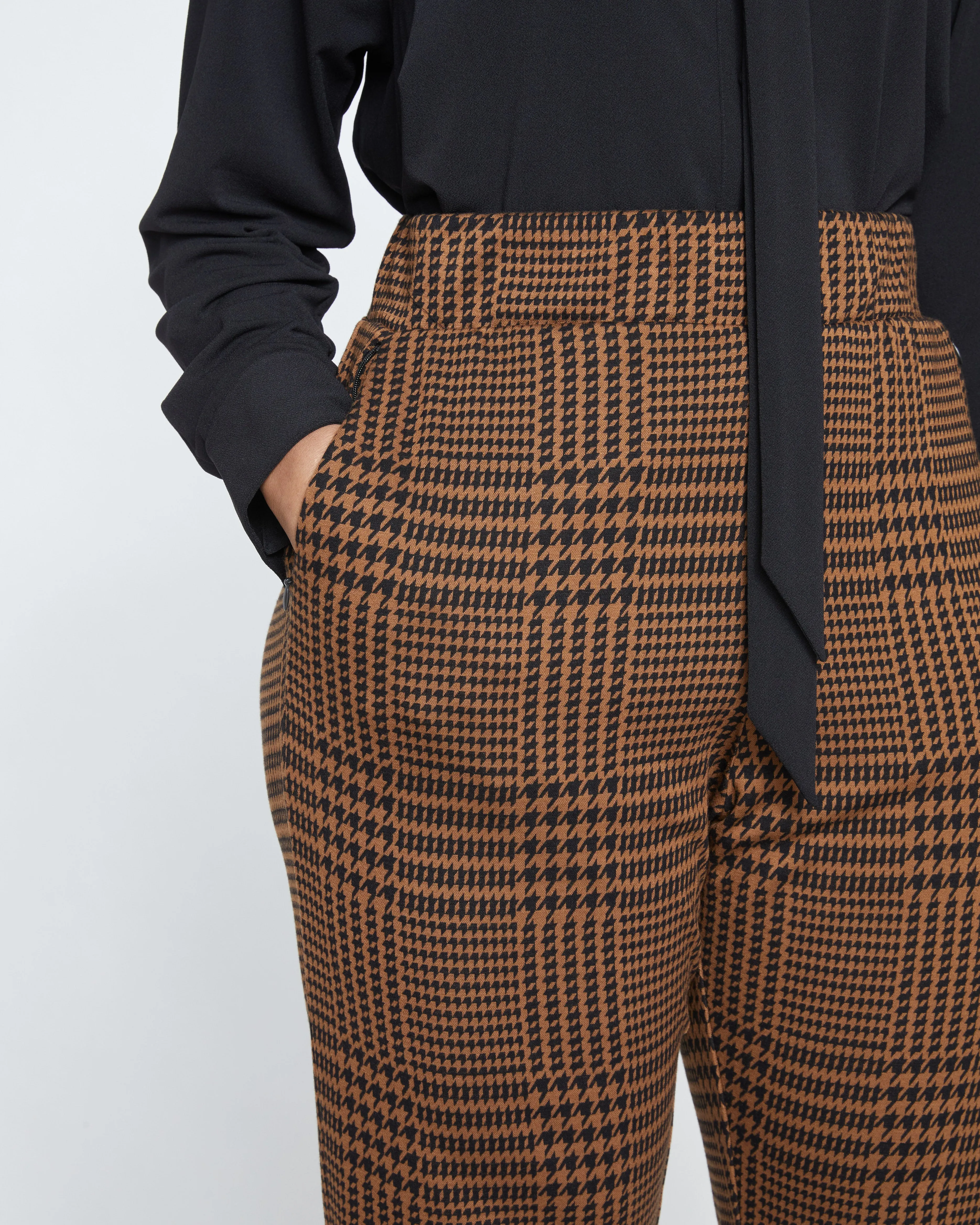 Smart Signature Ponte Pants - Autumn Houndstooth Jacquard sold by Universal Standard product image thumbnail 2