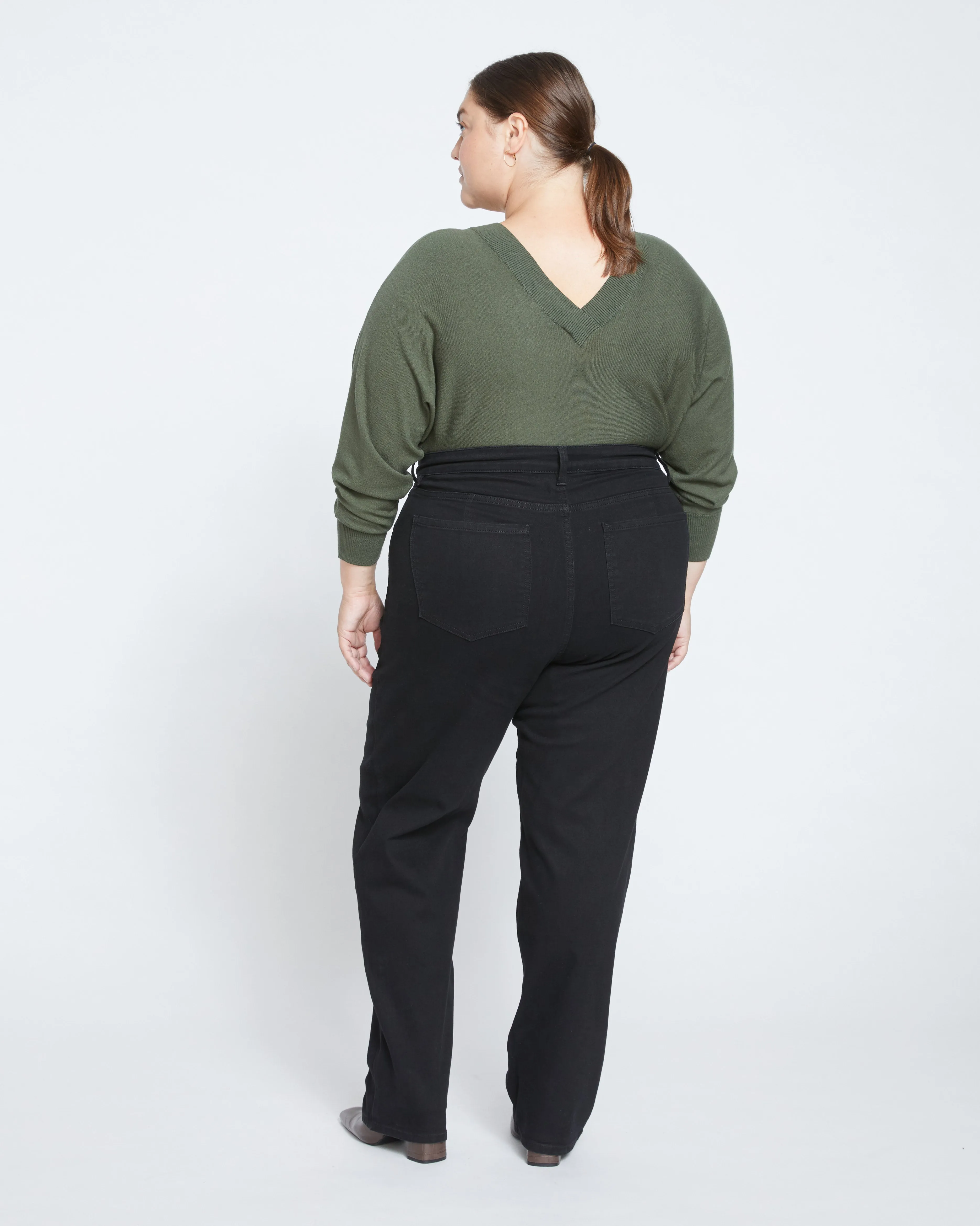 Donna High Rise Curve Straight Leg Jeans 32 Inch - Black sold by Universal Standard product image thumbnail 4