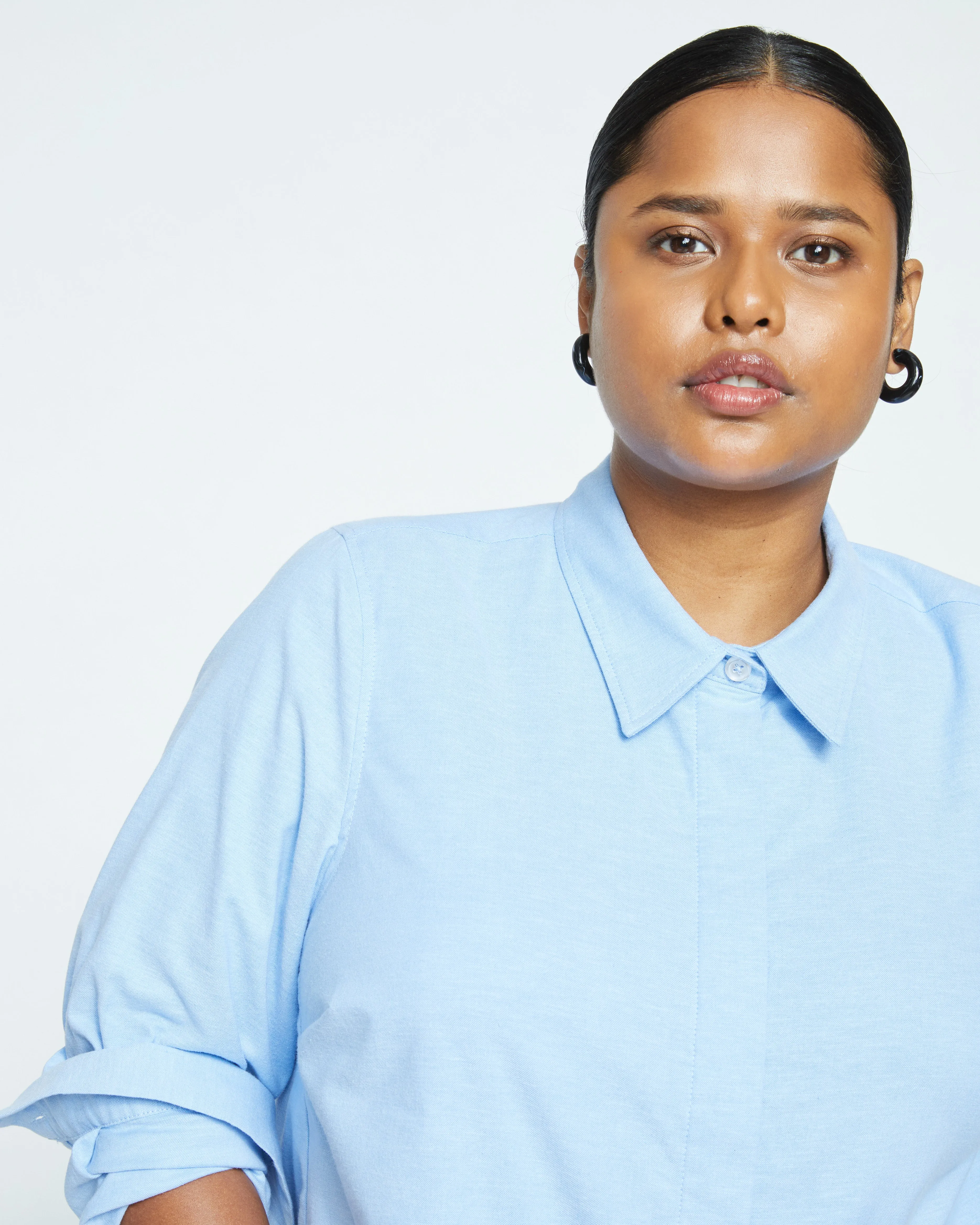 Elbe Stretch Oxford Shirt Classic Fit - Light Oxford Blue sold by Universal Standard product image thumbnail 3