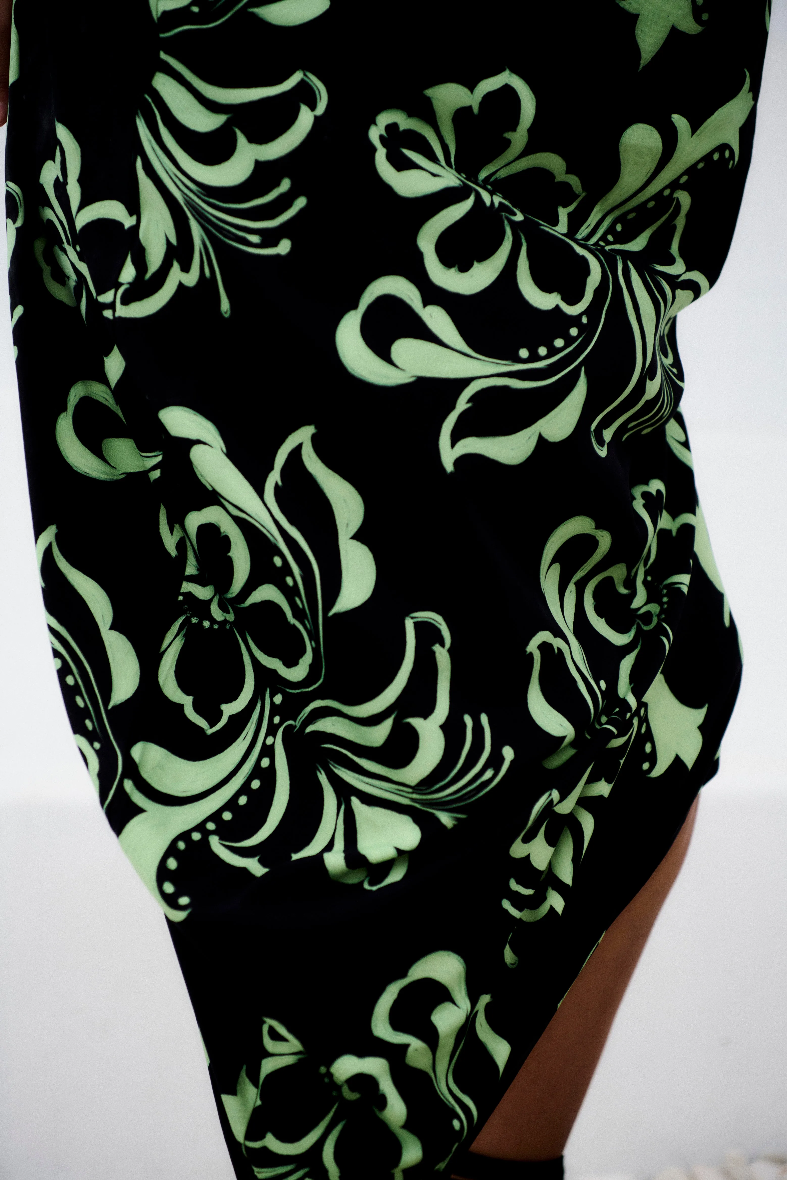 Iconic Cooling Cupro Geneva V Tank Dress - Capoterra Hibiscus sold by Universal Standard product image thumbnail 2