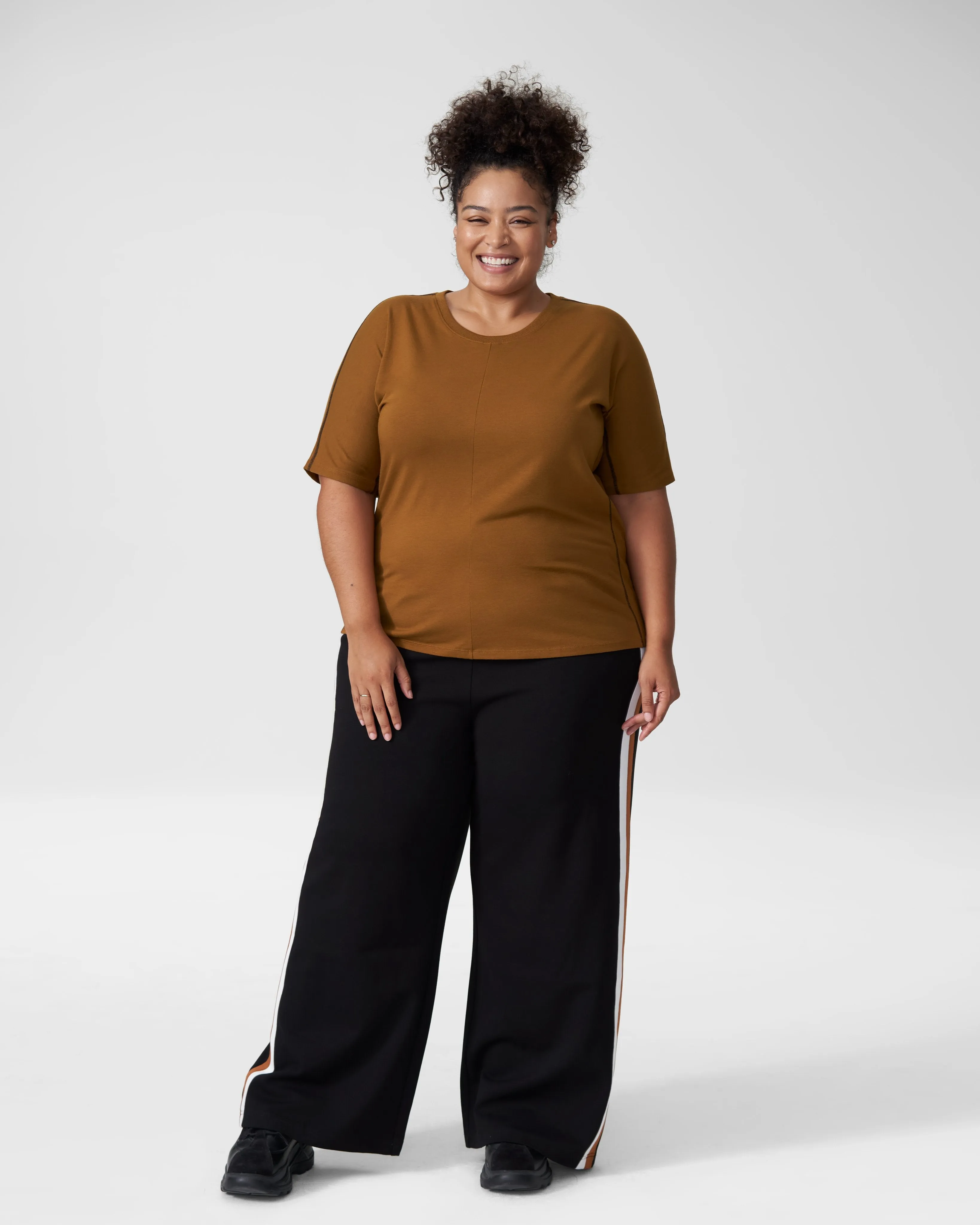 Venencia Short Sleeve Contrast Stitch Top - Caramel sold by Universal Standard