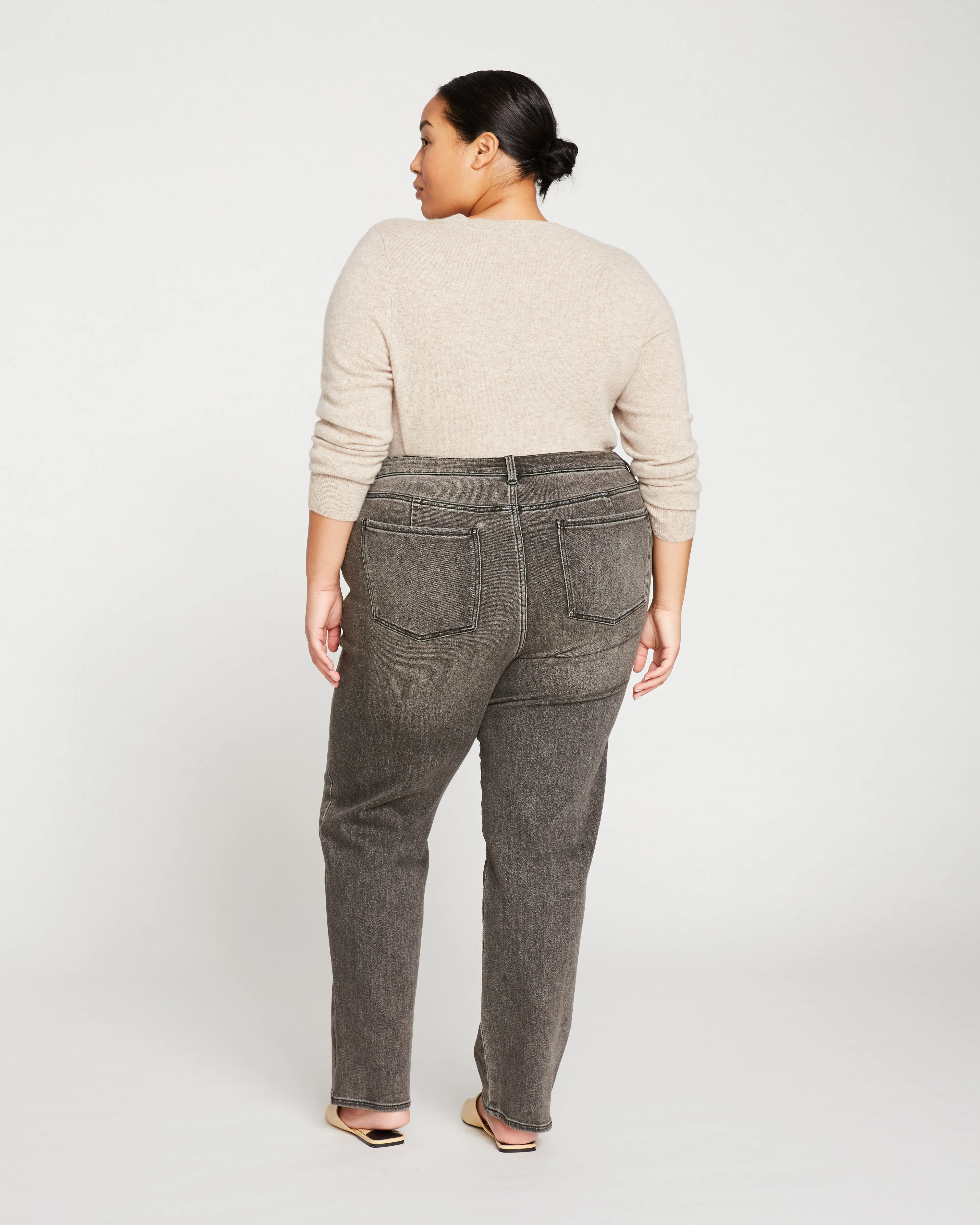 Donna High Rise Curve Straight Leg Jeans 32 Inch - Stonewash Black sold by Universal Standard product image thumbnail 4